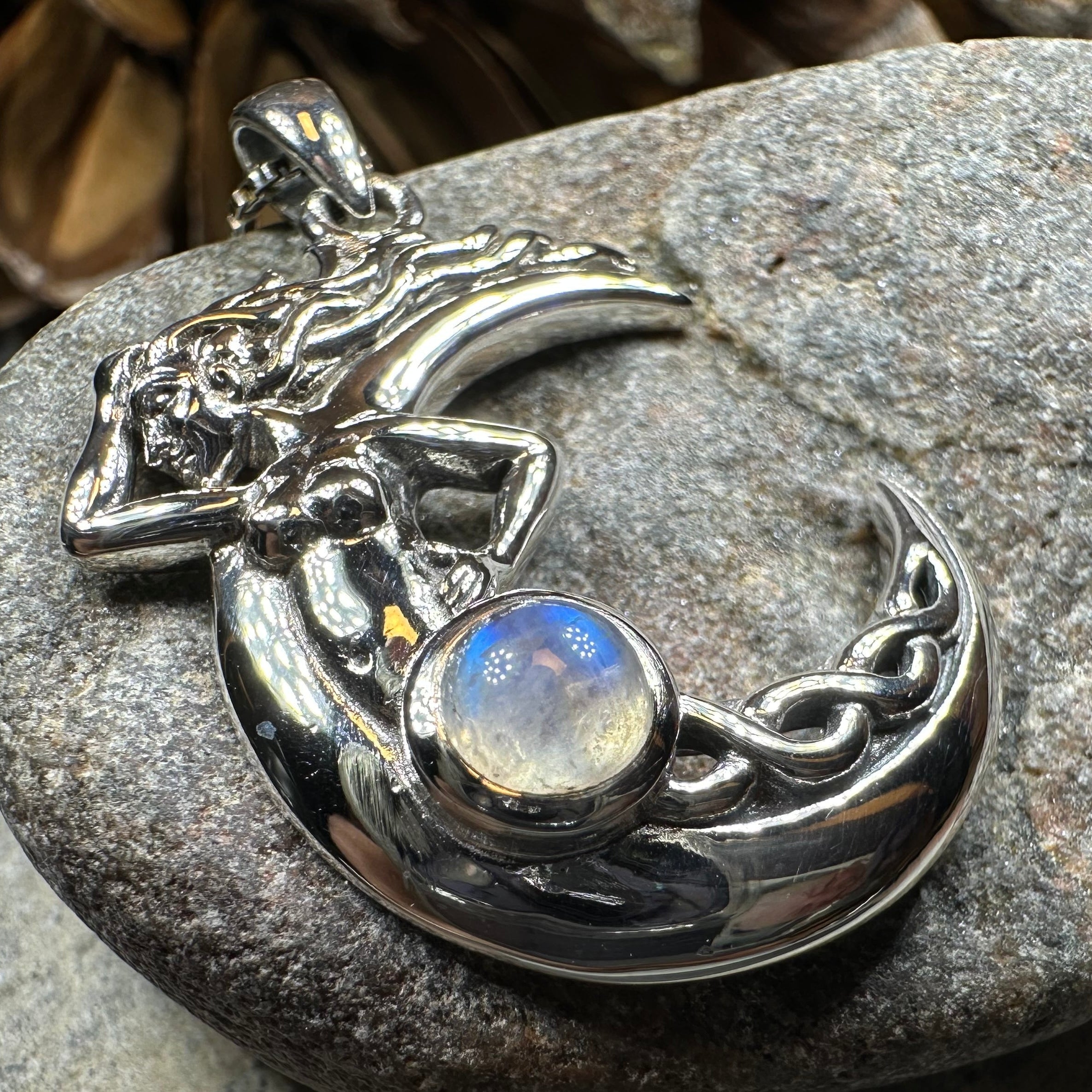 Gealach Moon Goddess Necklace with Moonstone