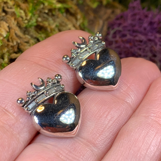 Celtic Irish Claddagh Post Earrings