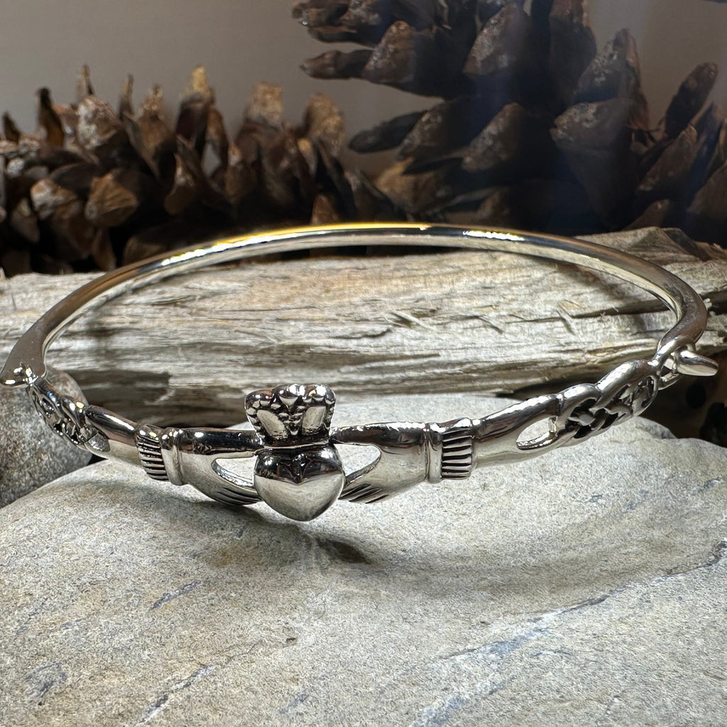 Pure Romance Irish Claddagh Bracelet