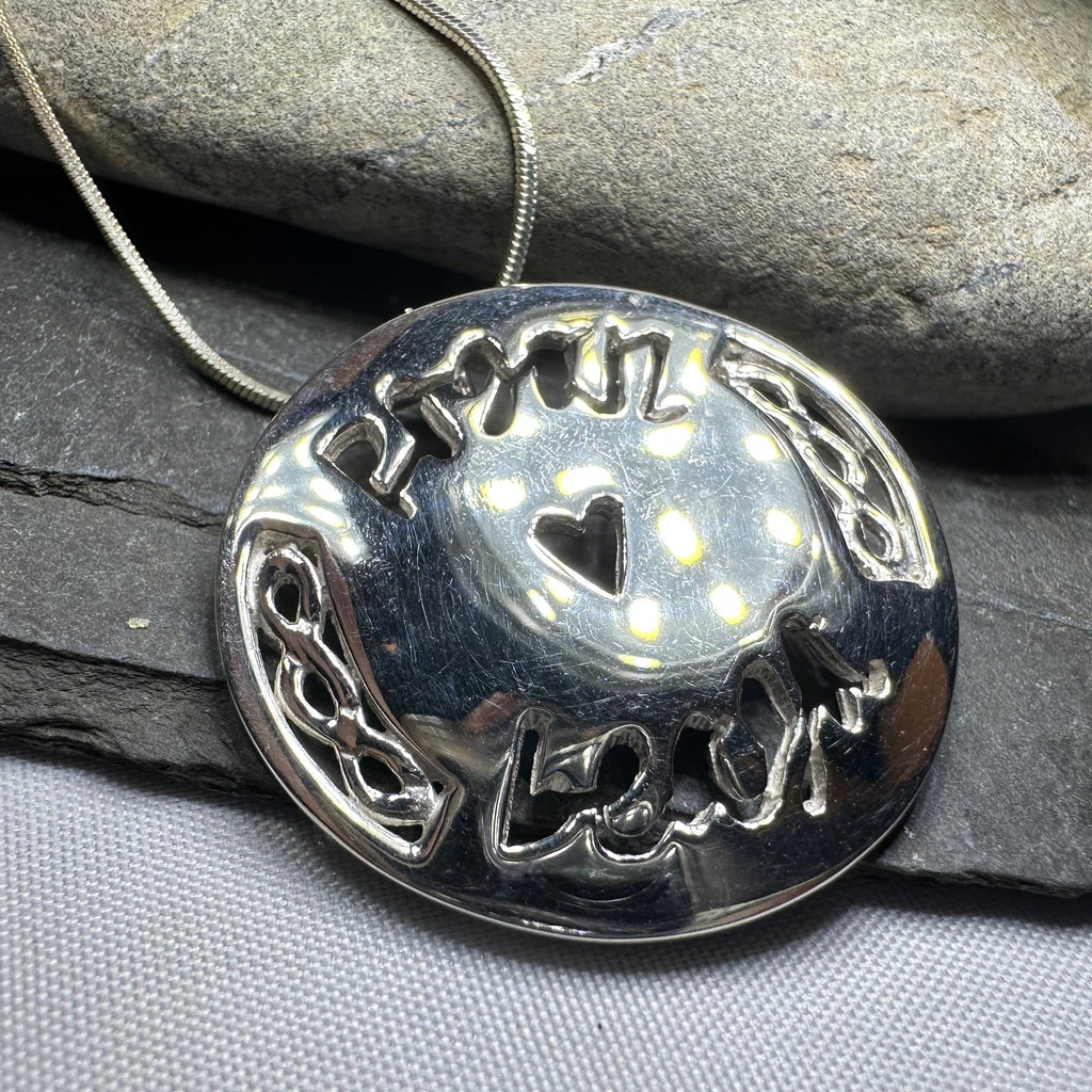 Scottish Gaelic "Little Kisses" Necklace - Handmade in Scotland
