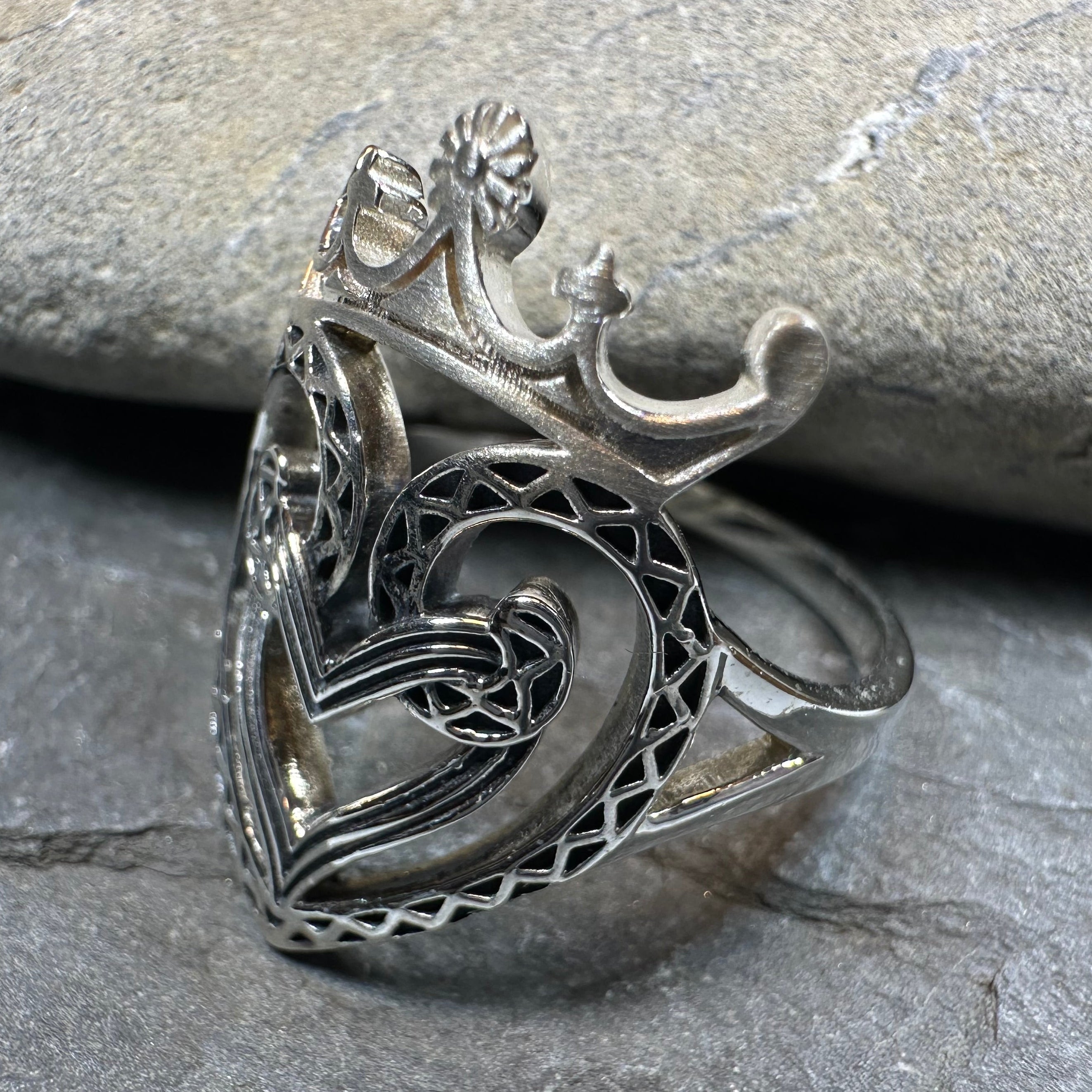 Lady of Skye Scottish Luckenbooth Ring in Sterling Silver
