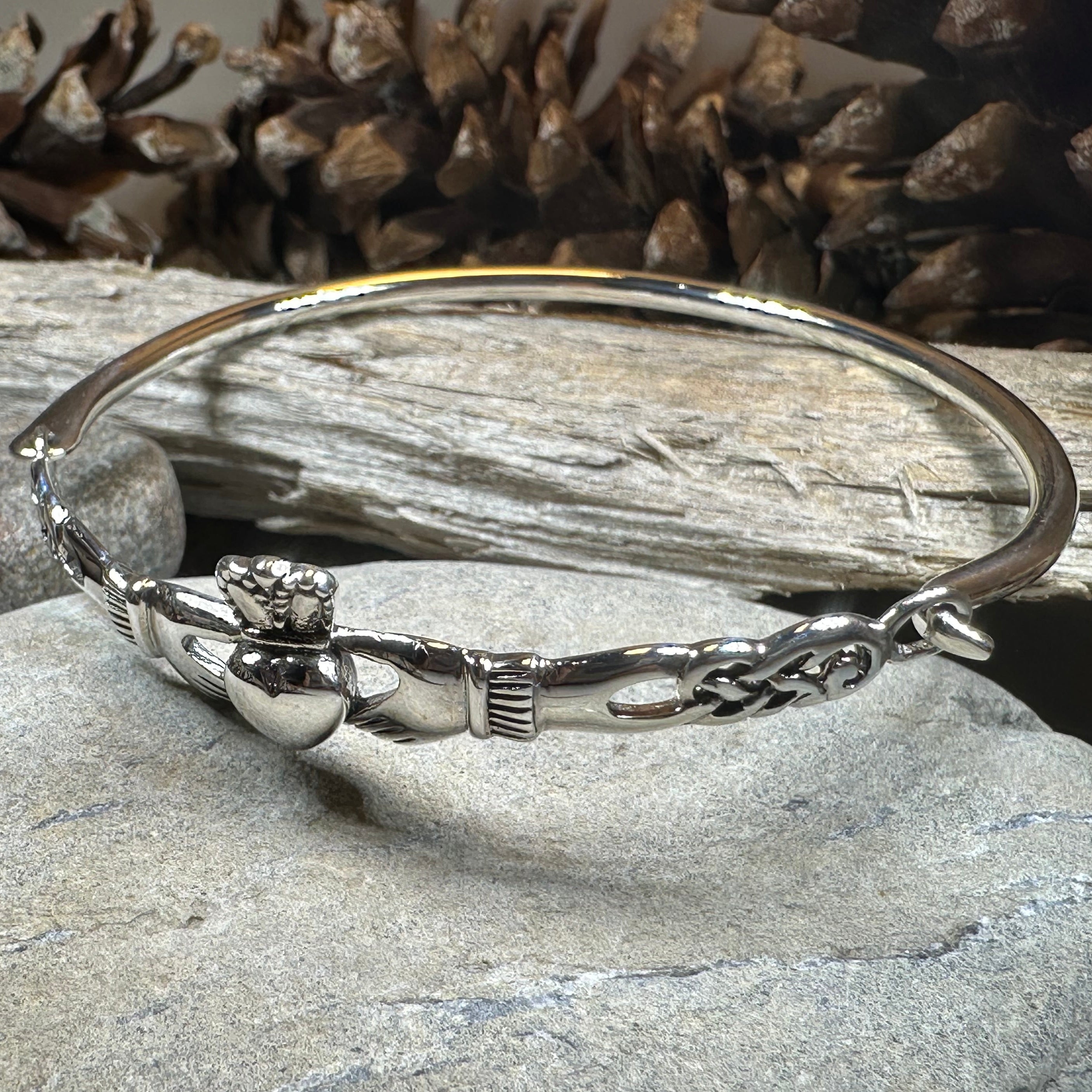 Pure Romance Irish Claddagh Bracelet