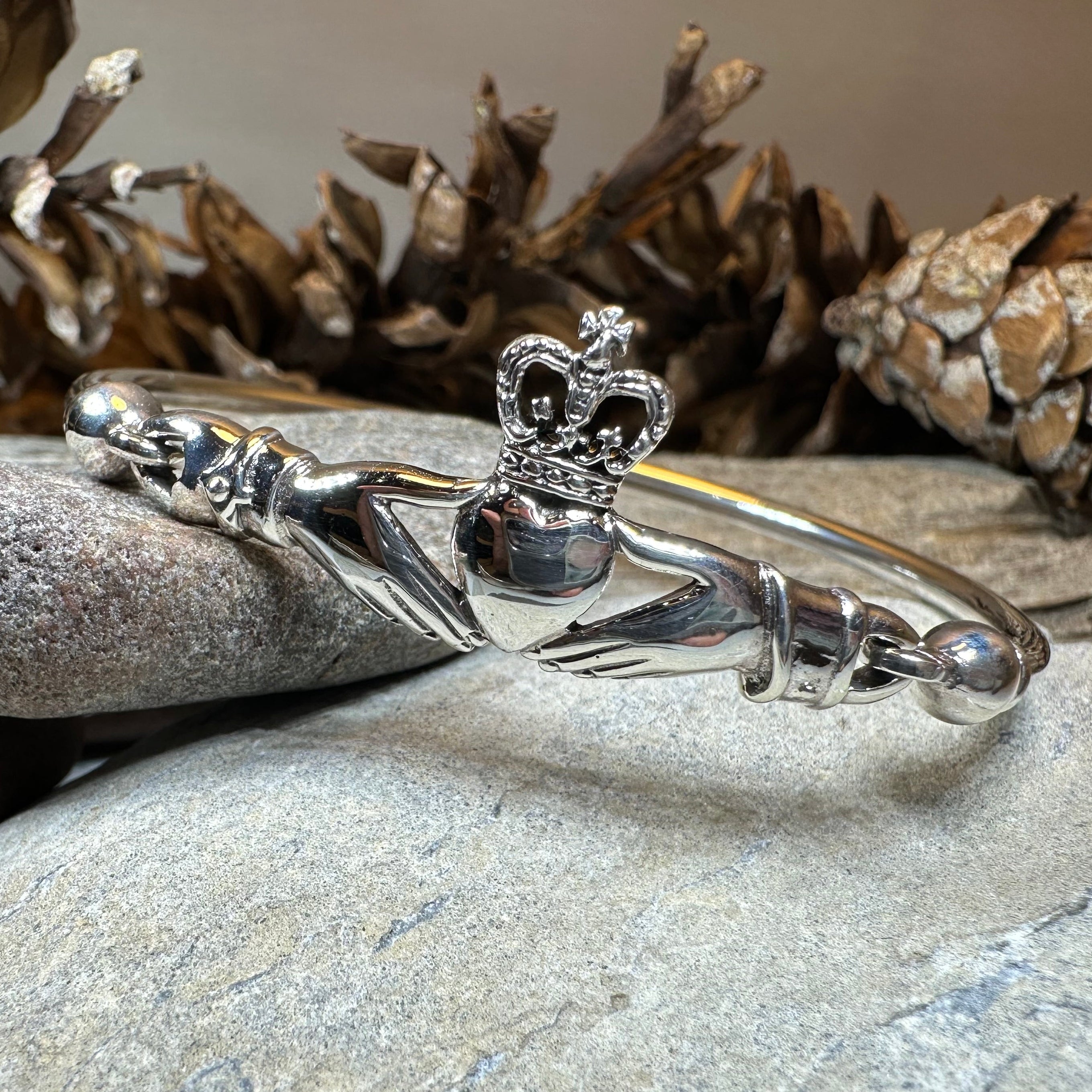 Ballisodare Claddagh Bracelet