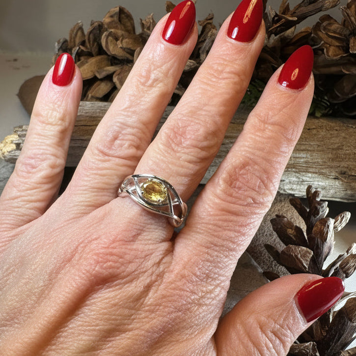 Elden Celtic Knot Ring