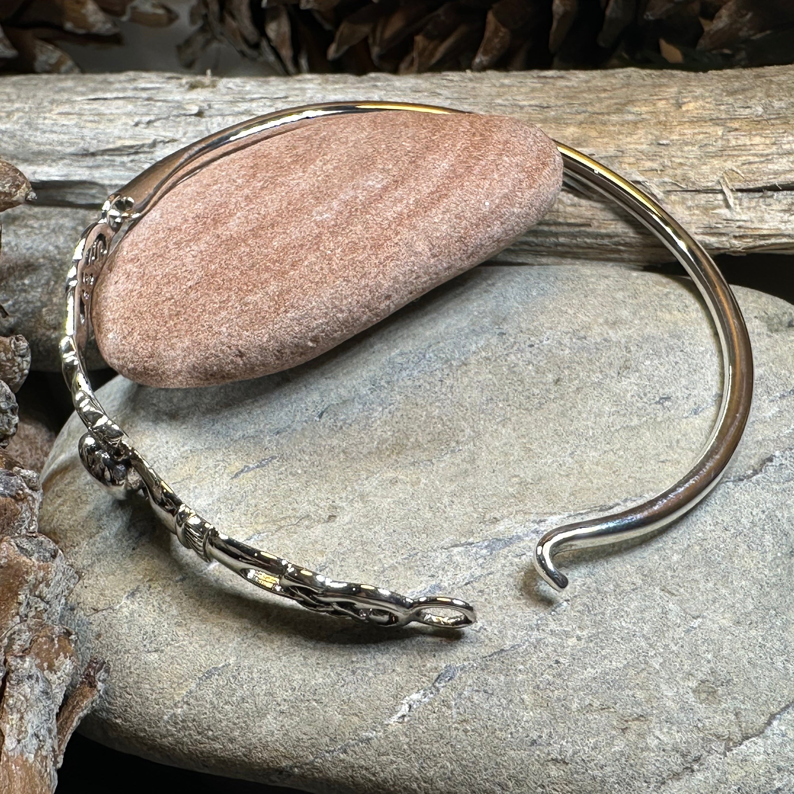 Pure Romance Irish Claddagh Bracelet