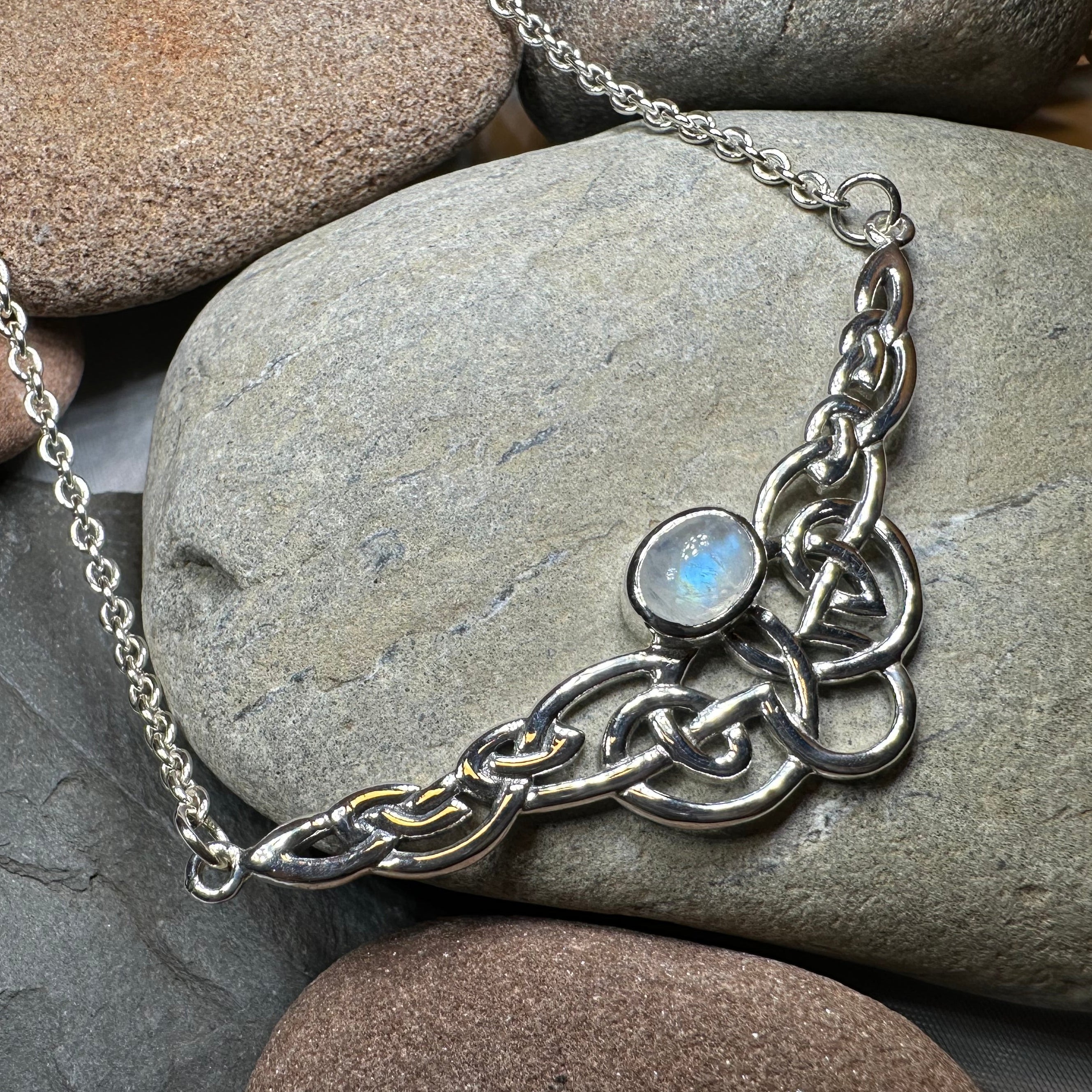 Helen Celtic Knot Necklace