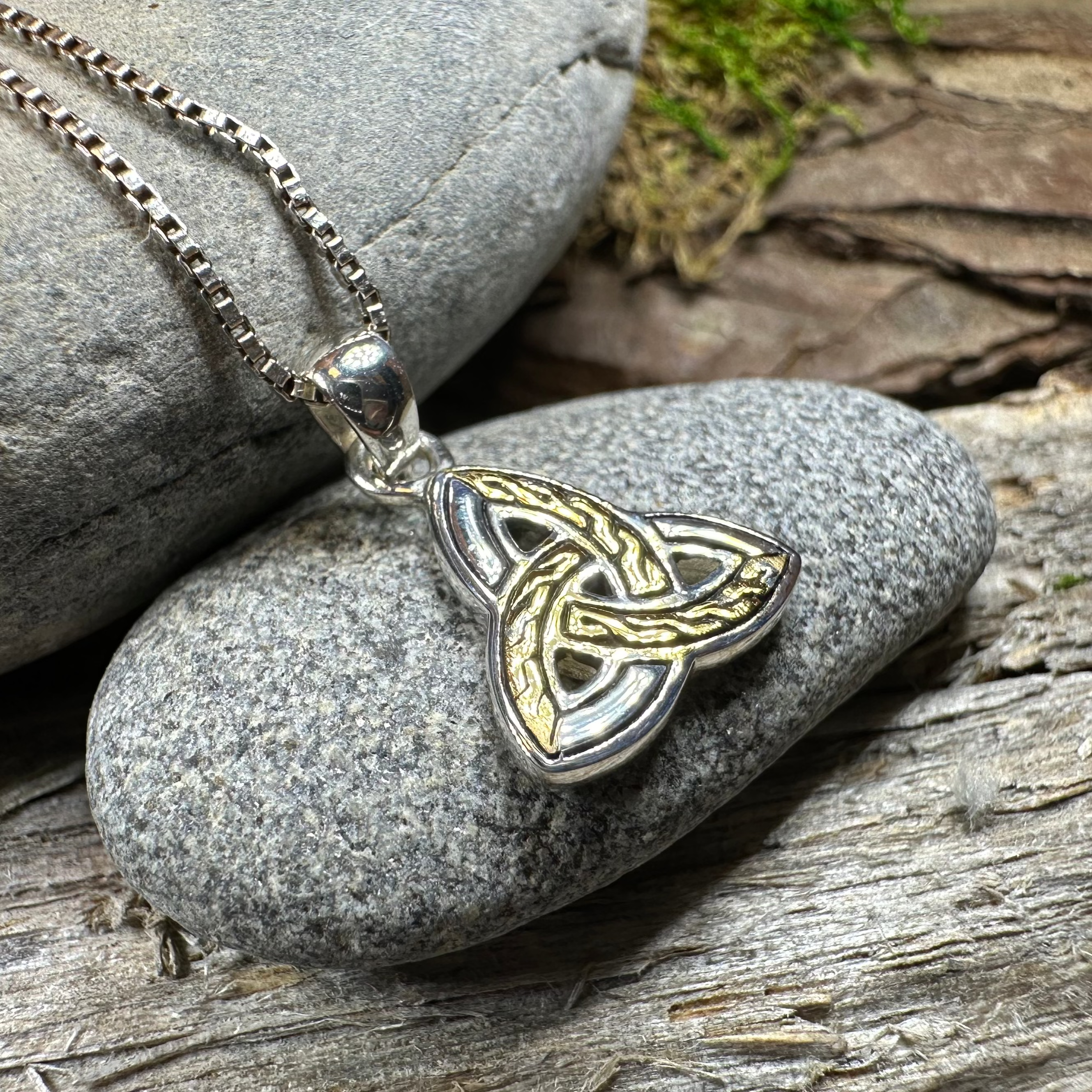 Errill Trinity Knot Necklace