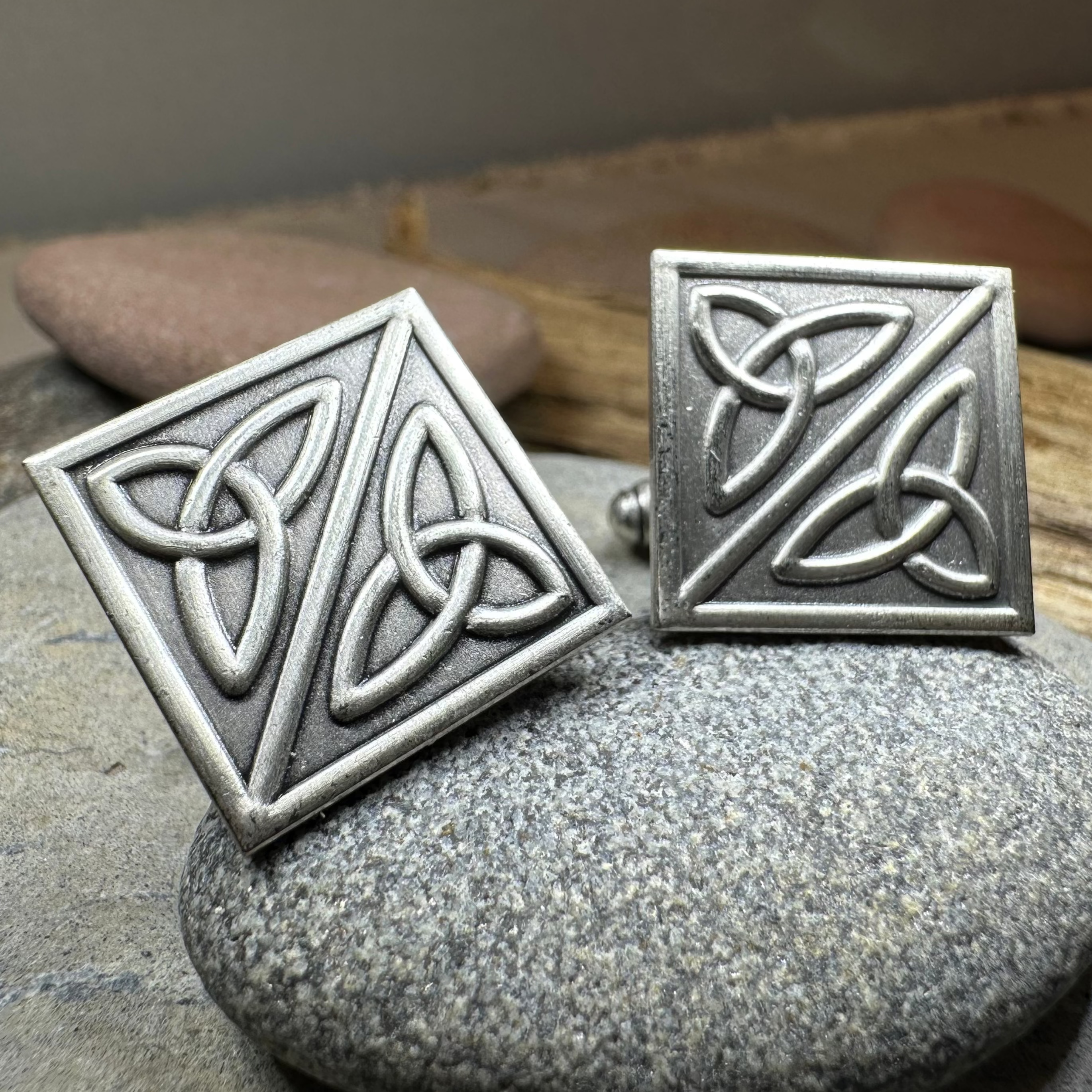 Trinity Knot Cufflinks for Men