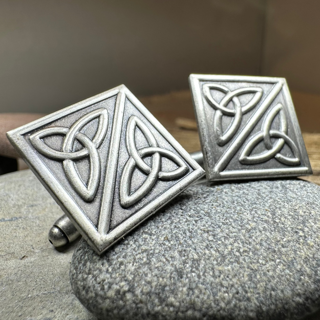 Trinity Knot Cufflinks for Men