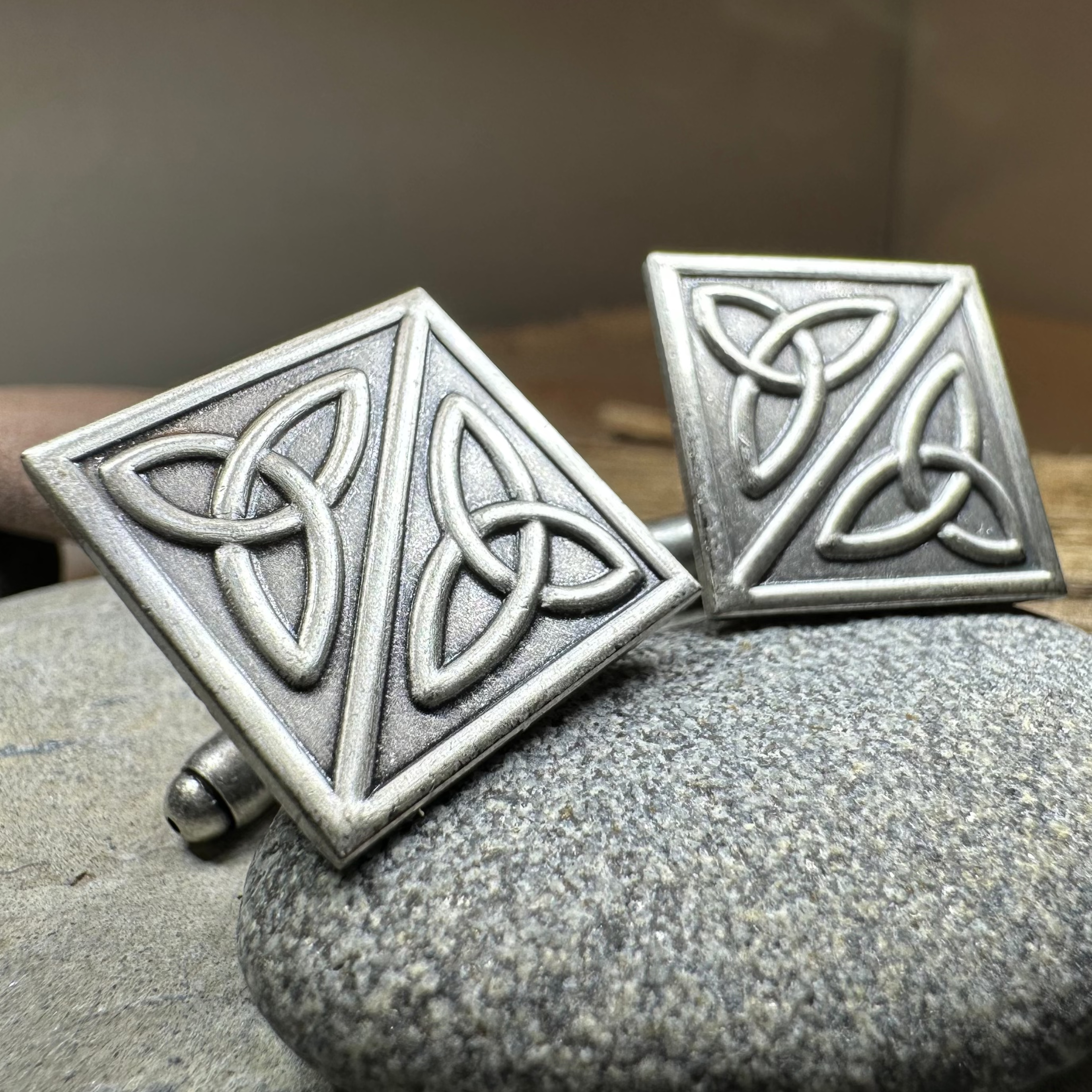 Trinity Knot Cufflinks for Men