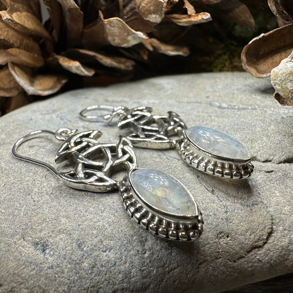 Laidir Celtic Knot Earrings