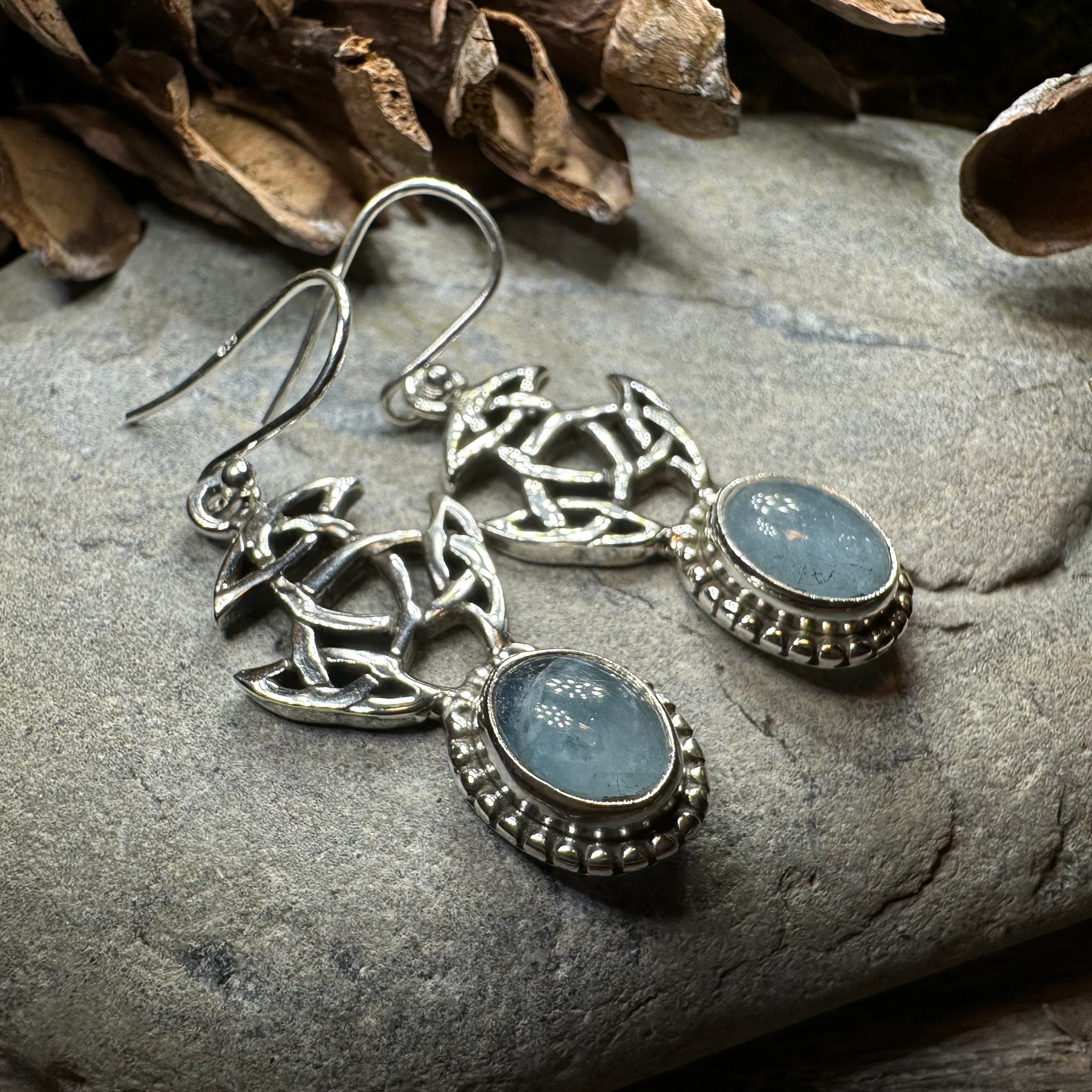 Laidir Celtic Knot Earrings
