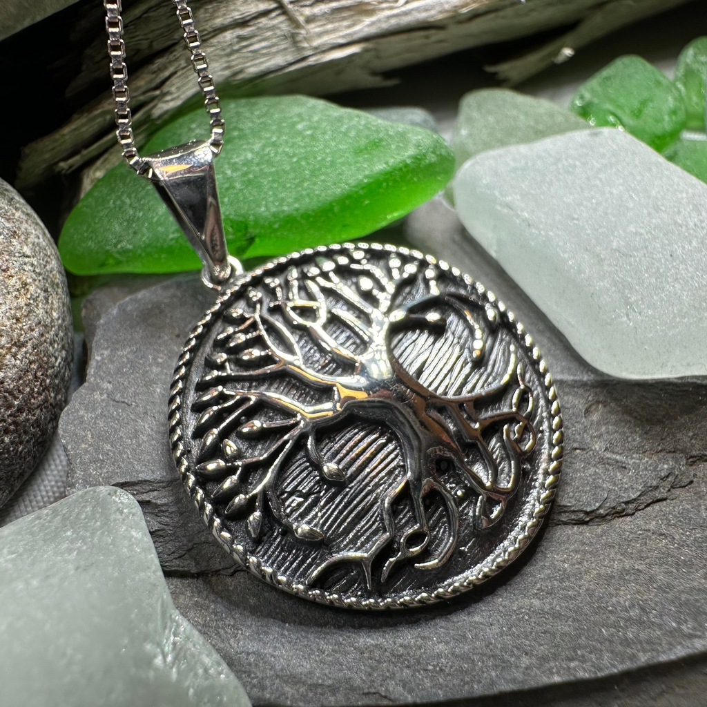 Duille Celtic Tree of Life Necklace in Sterling Silver