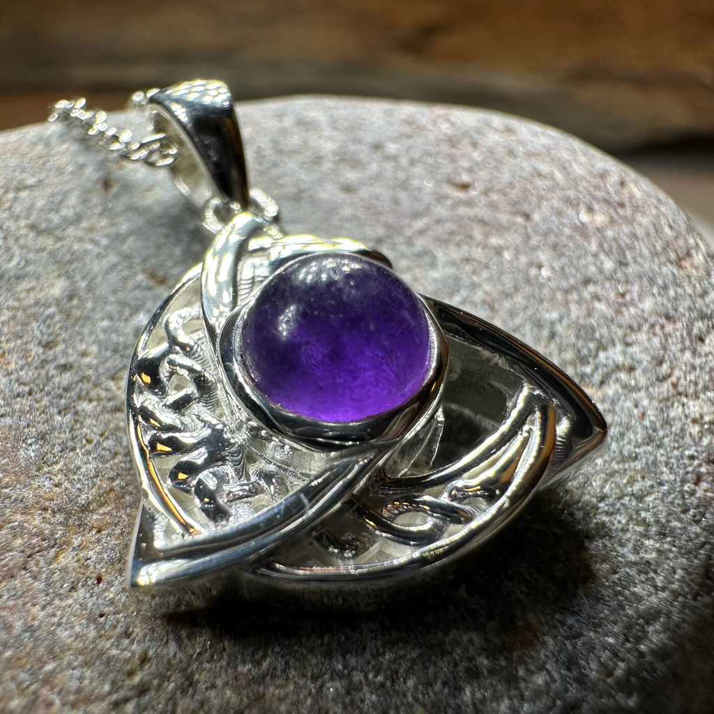 Evie Crescent Moon Necklace