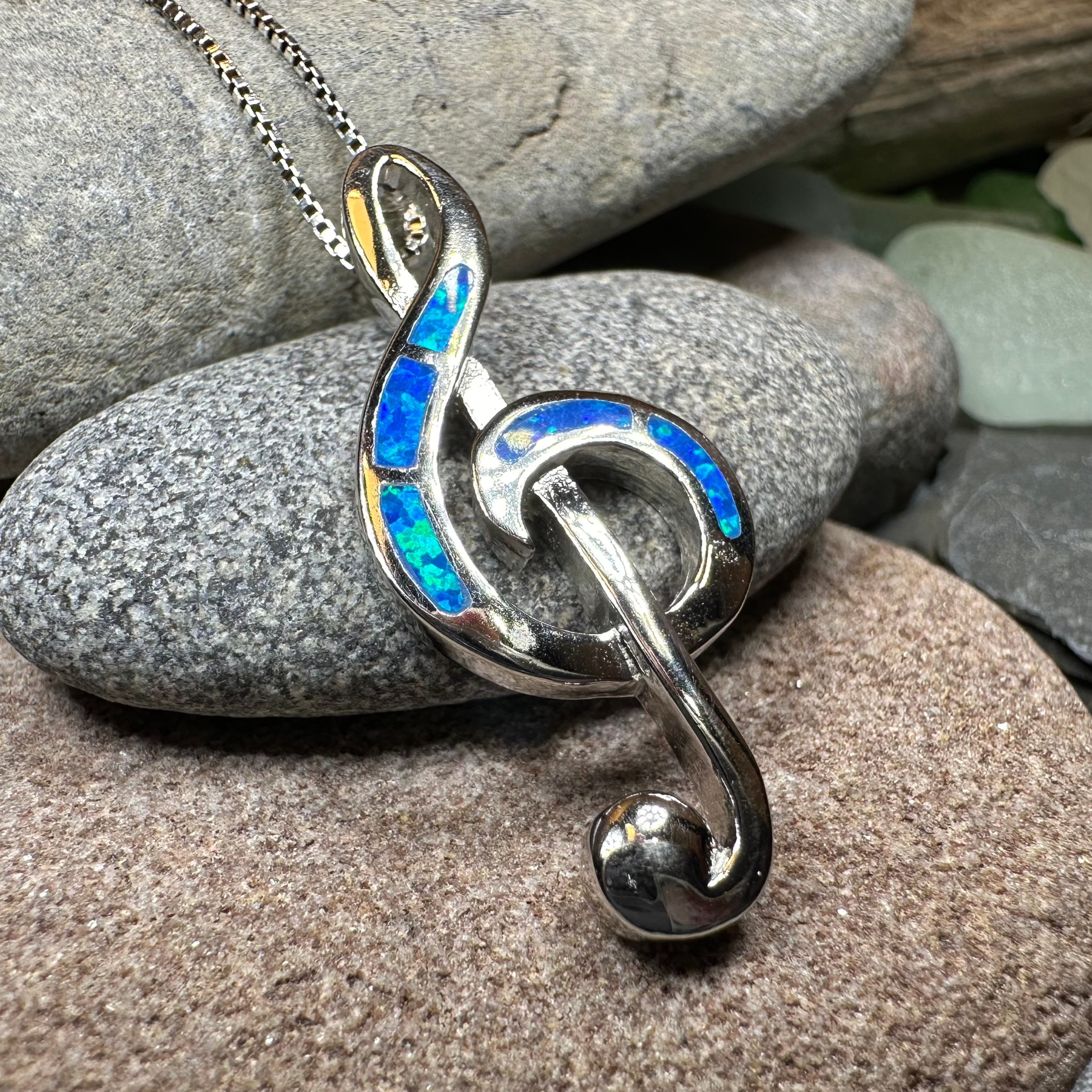 Kerry Music Necklace