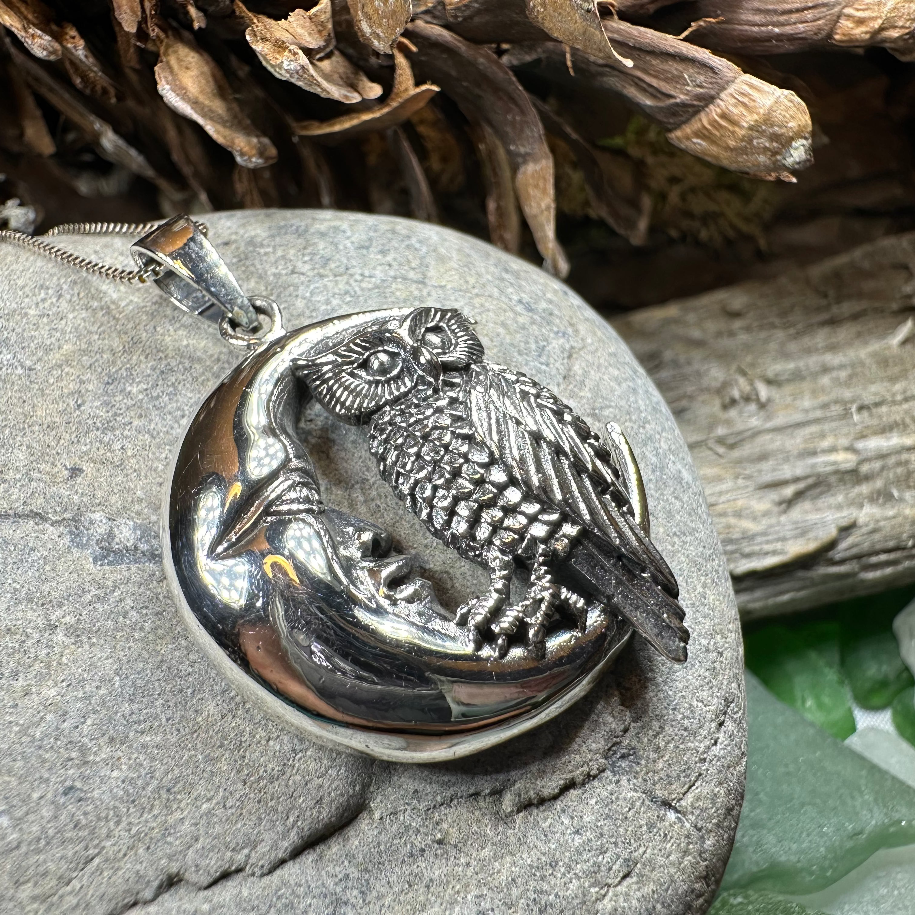 Oidhche Mhath Owl Necklace