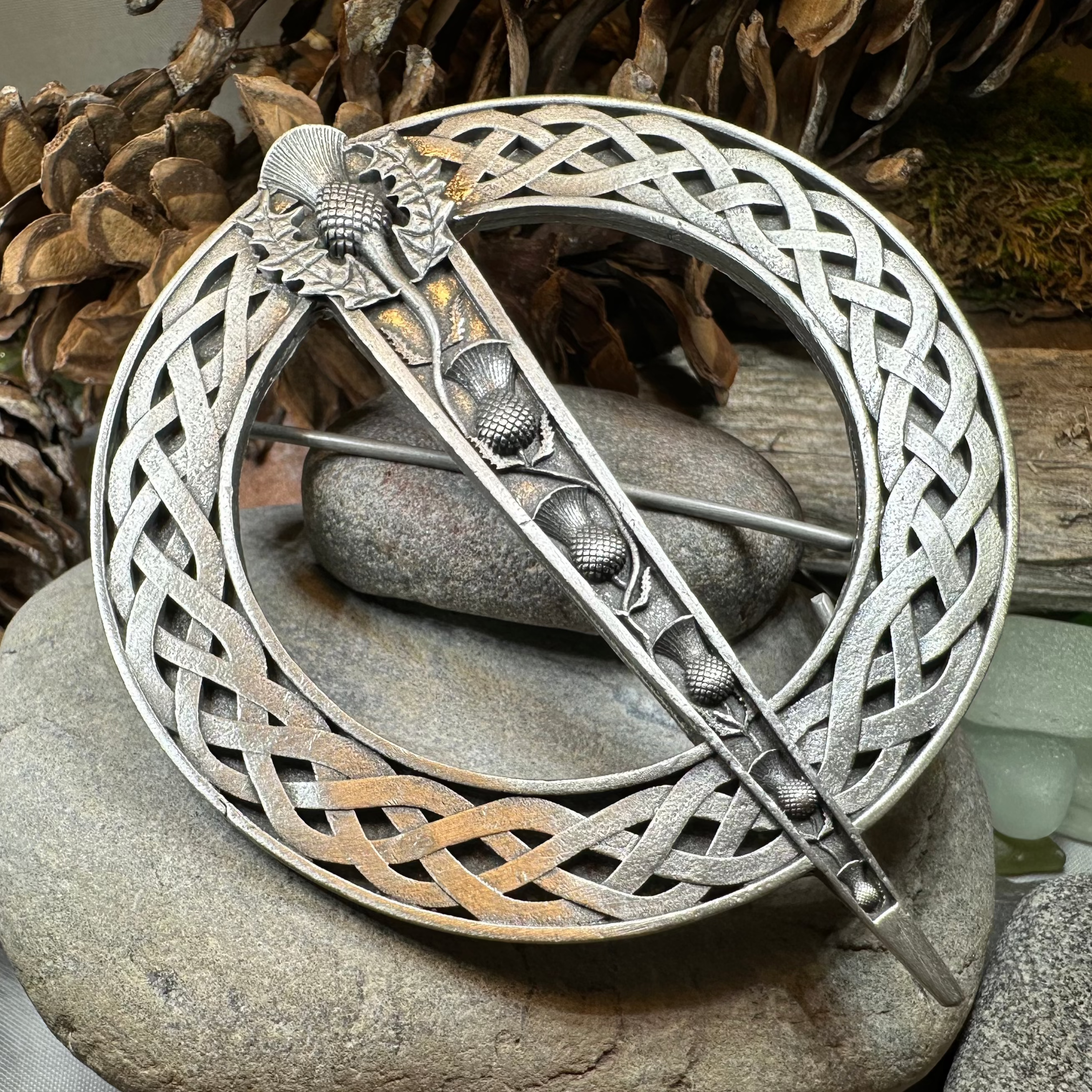 Strathclyde Thistle Tartan Pin - Handmade in Scotland