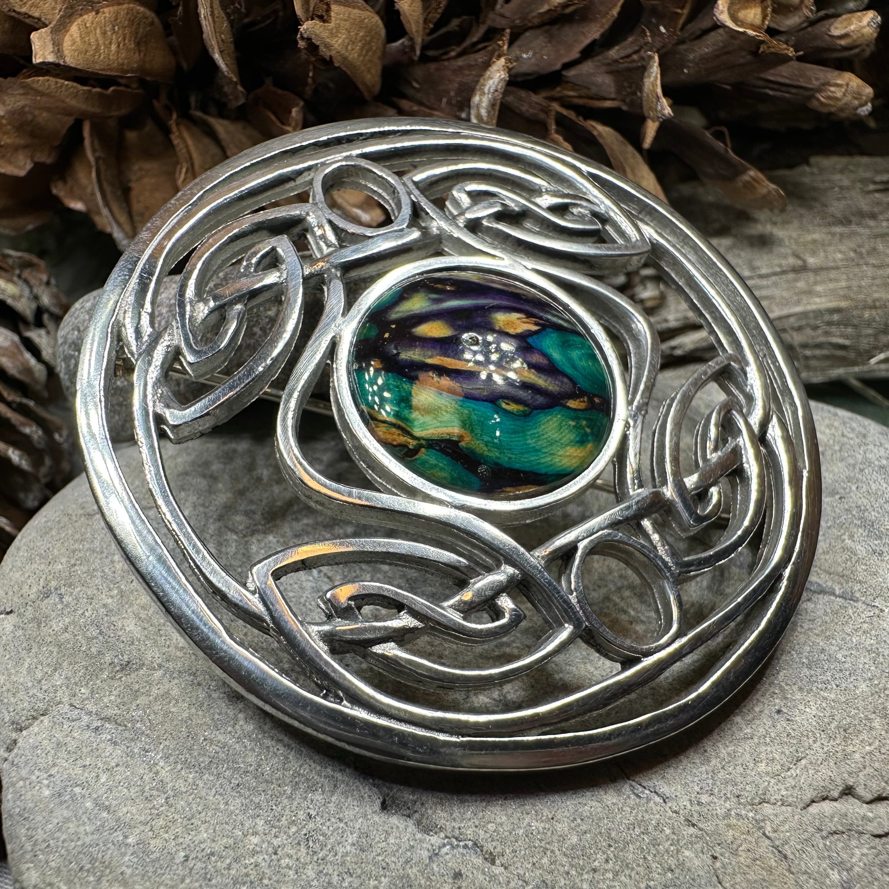 Heathergems Celtic Knot Brooch - Classic Scottish Jewelry