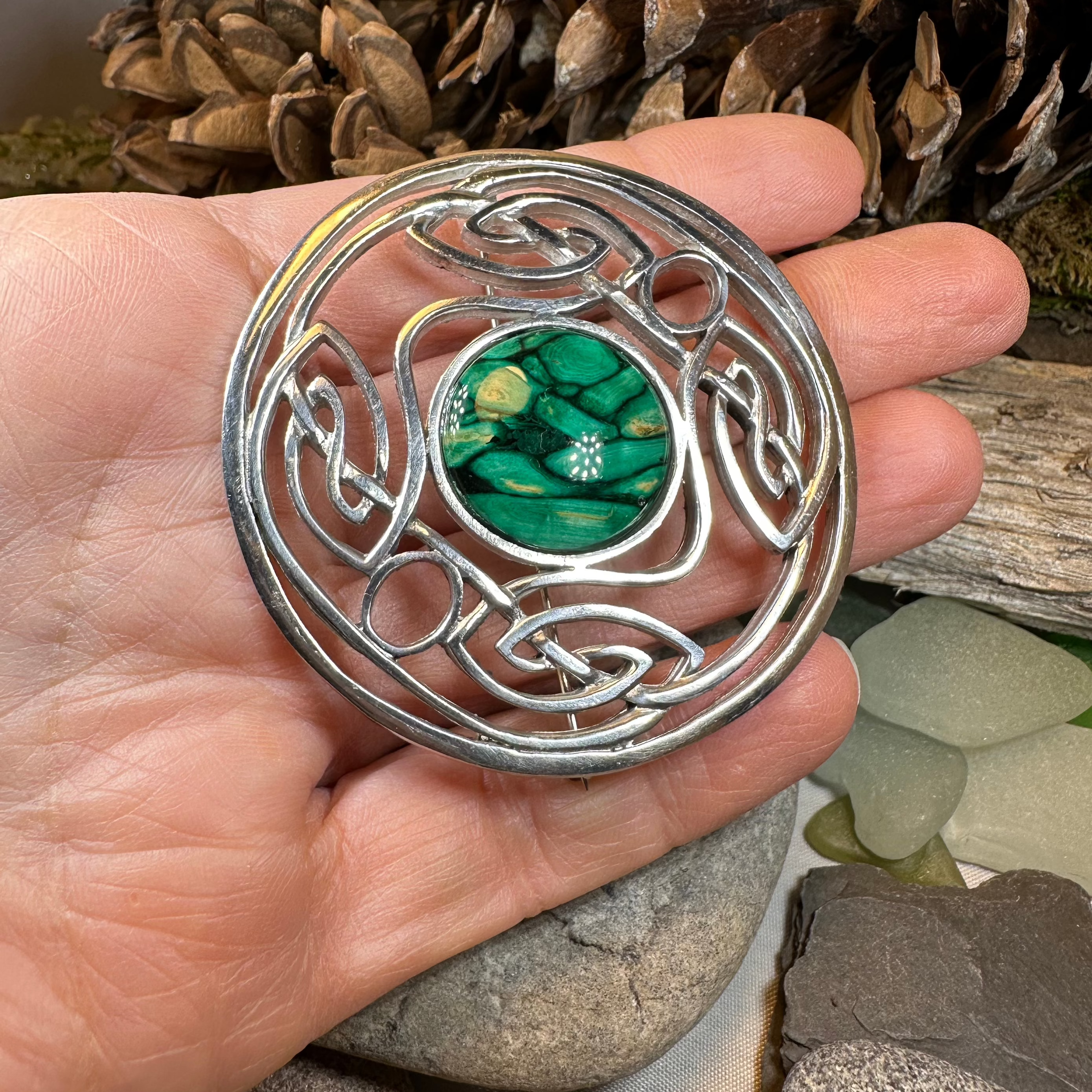 Heathergems Celtic Knot Brooch - Classic Scottish Jewelry