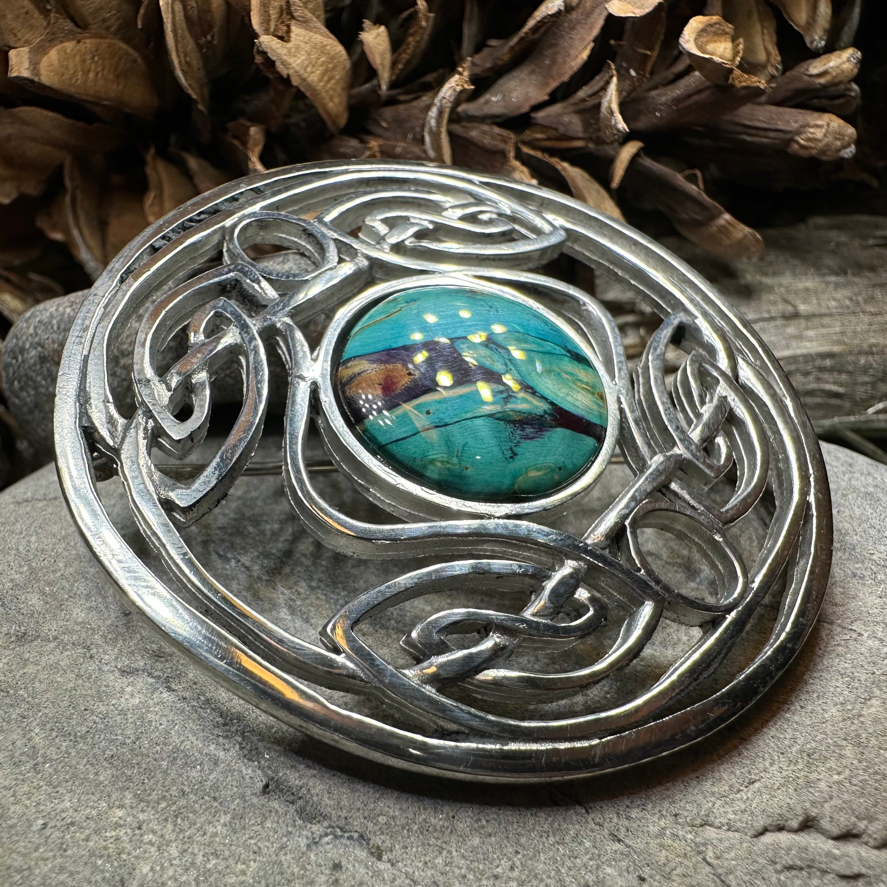 Heathergems Celtic Knot Brooch - Classic Scottish Jewelry
