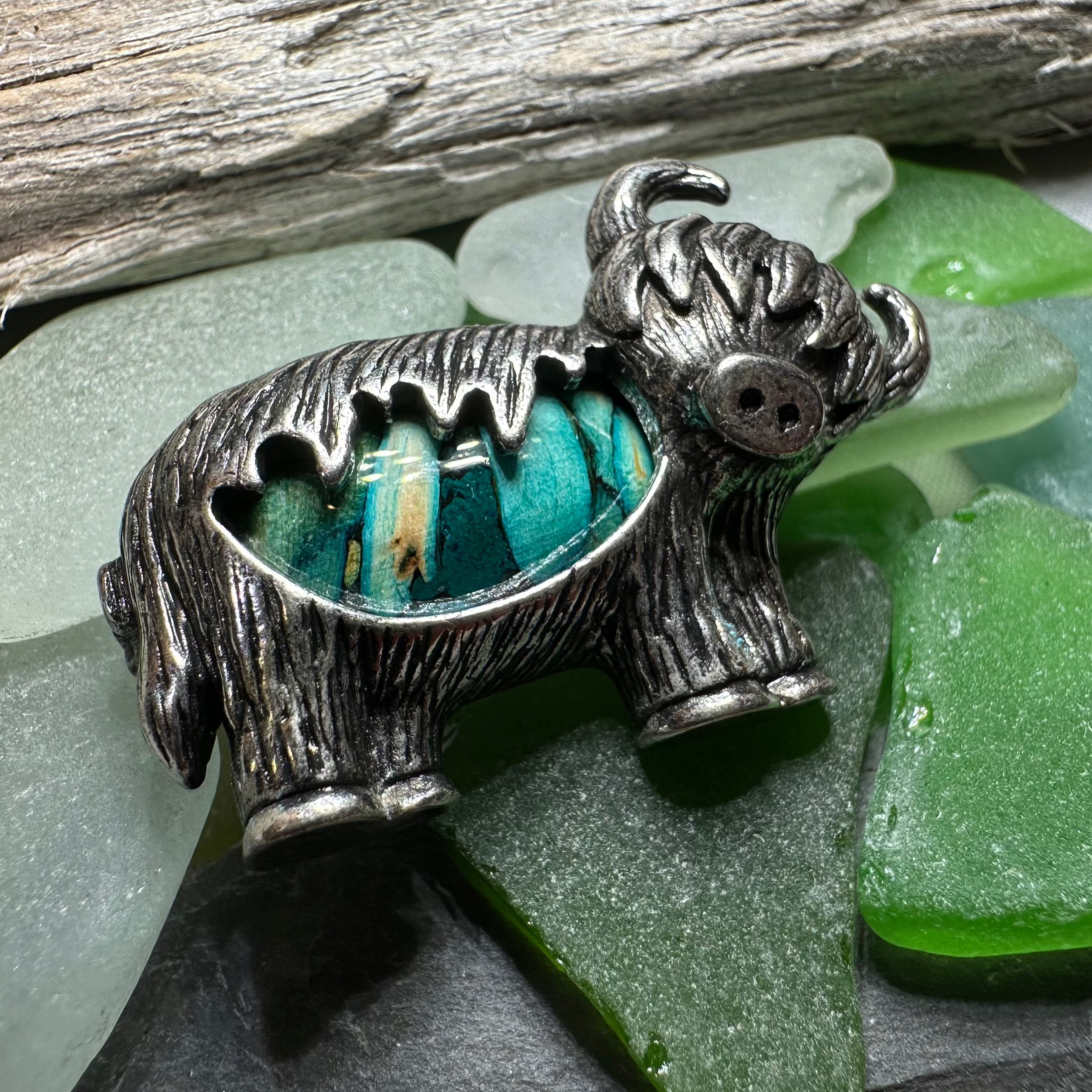 Heathergems Highland Cow Brooch - Handmade in Scotland