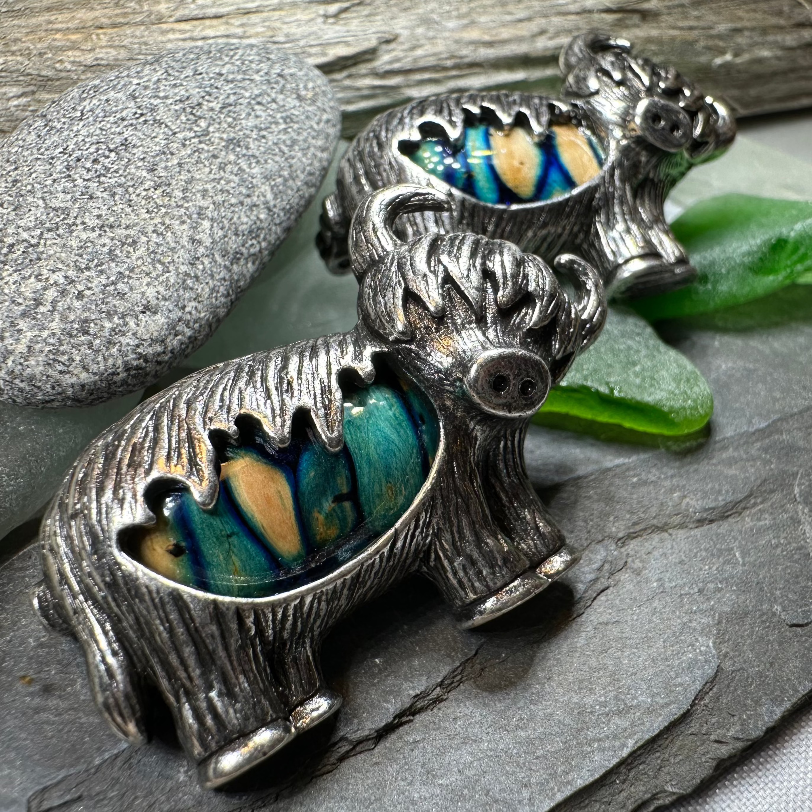 Heathergems Highland Cow Brooch - Handmade in Scotland