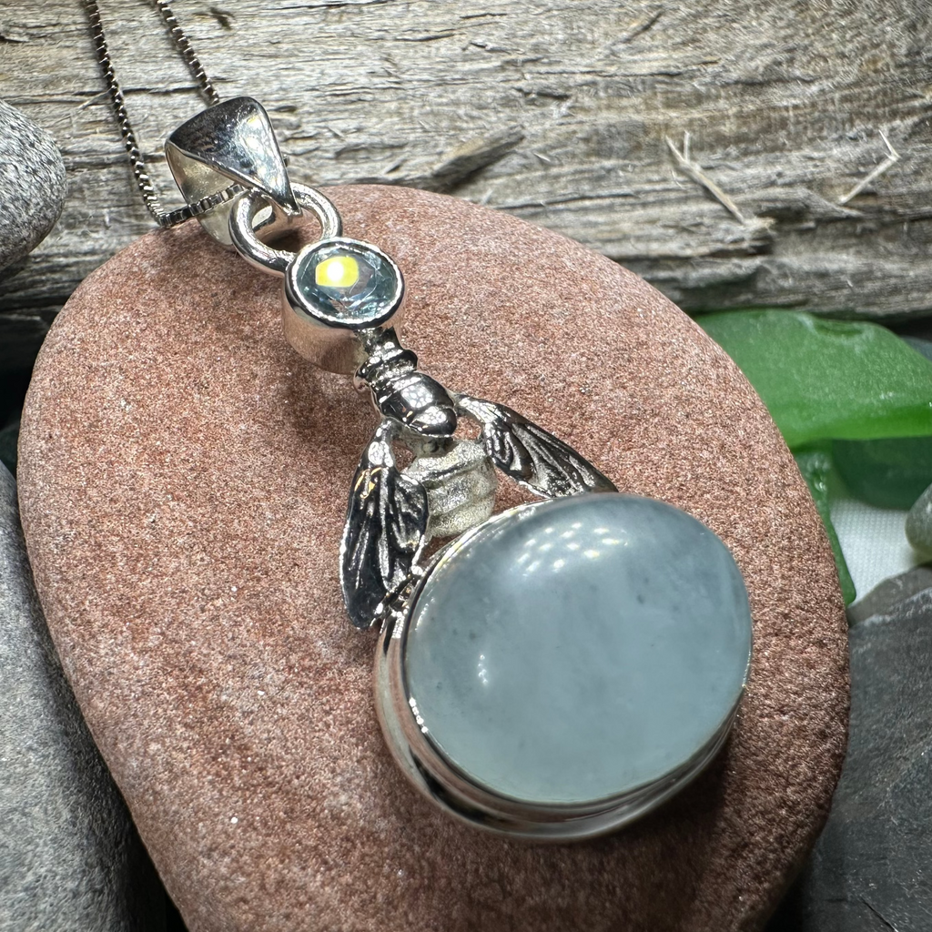 Bee Aquamarine Necklace