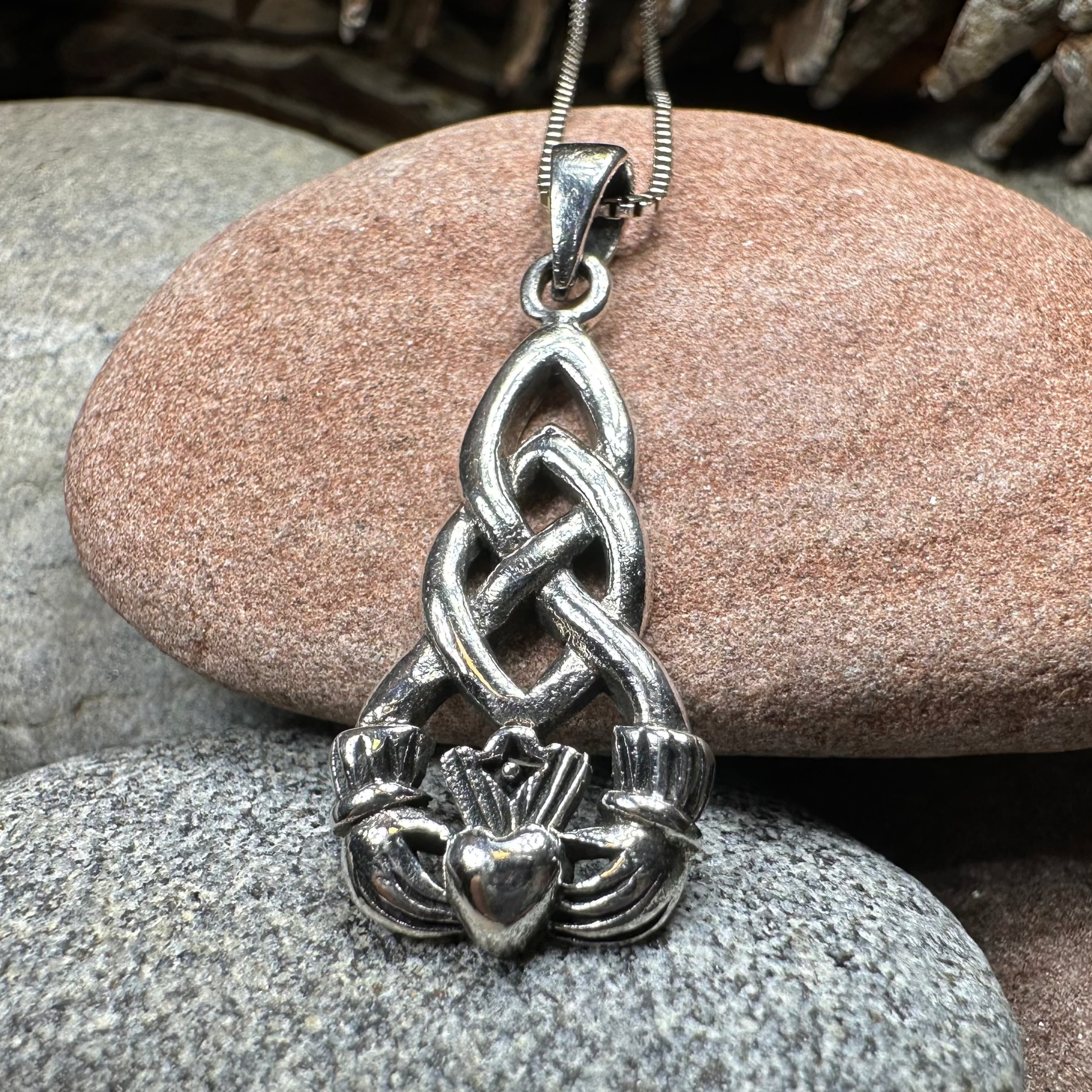 Croi Claddagh Necklace