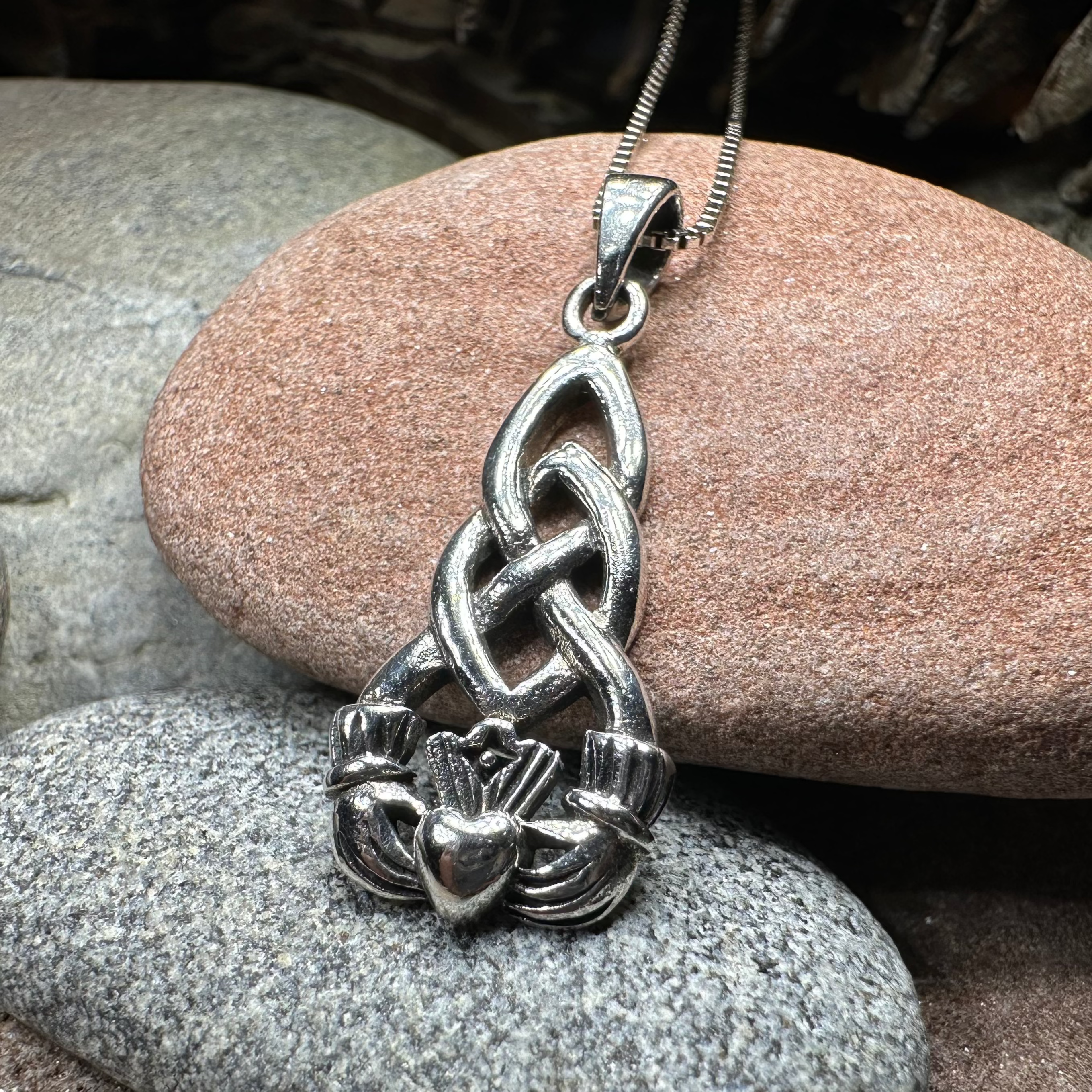 Croi Claddagh Necklace