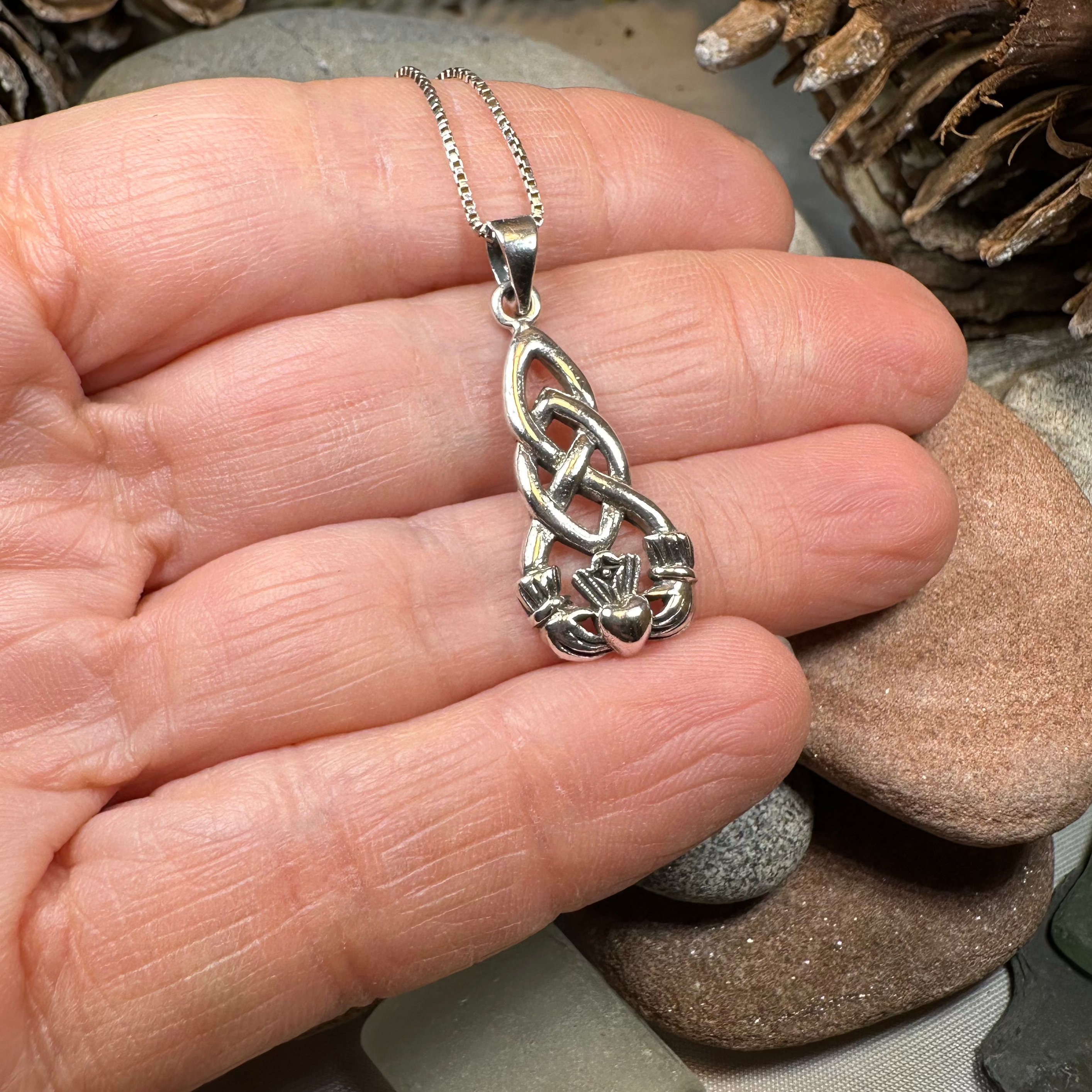 Croi Claddagh Necklace