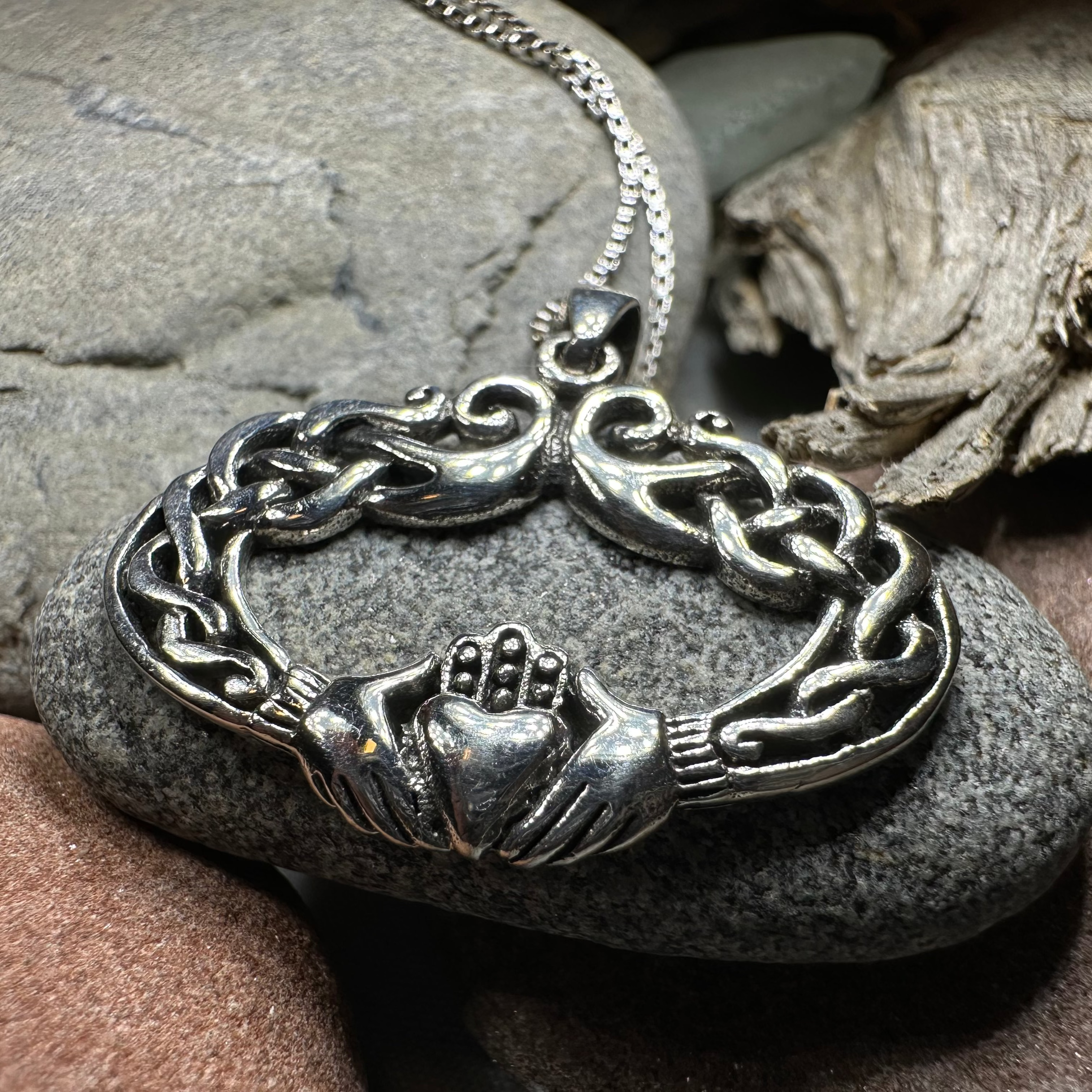 Claddagh Celtic Lace Necklace