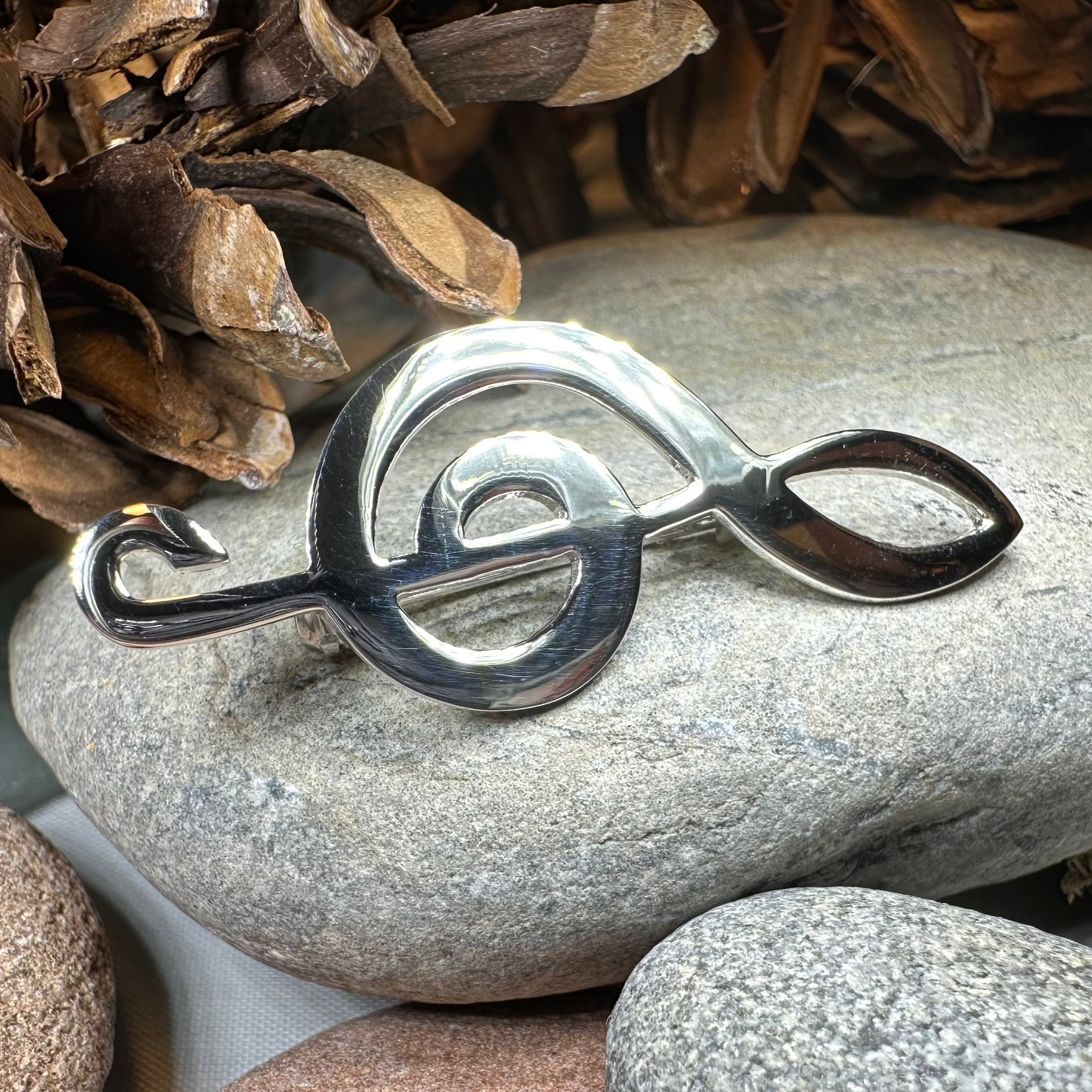 Cadence Music Note Brooch