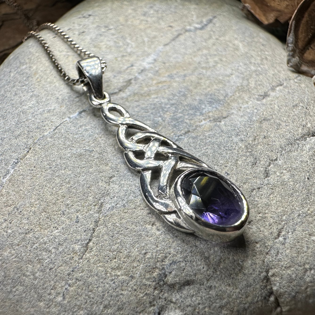 Emma Celtic Knot Necklace