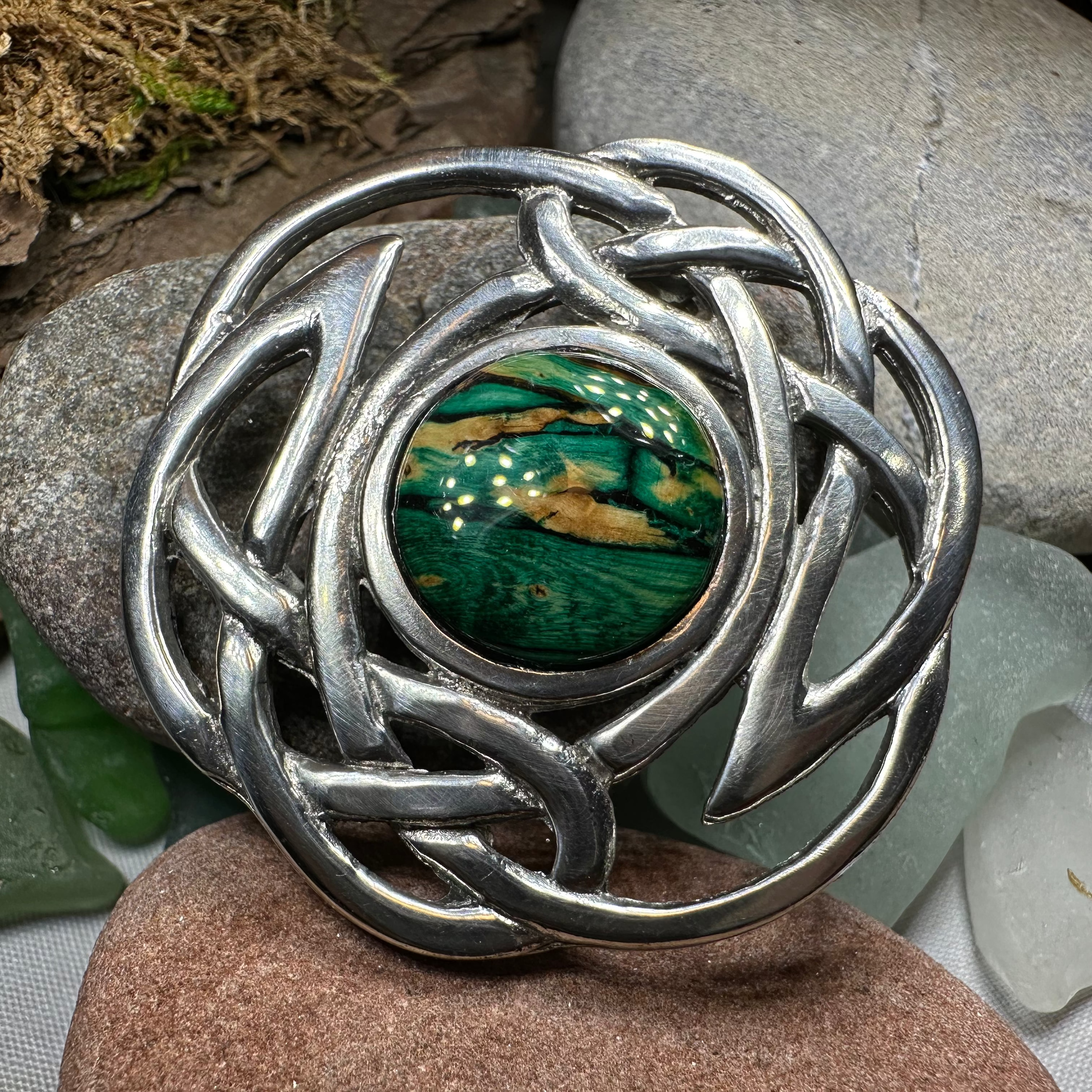 Elegant Heathergems Celtic Knot Brooch - Handmade in Scotland