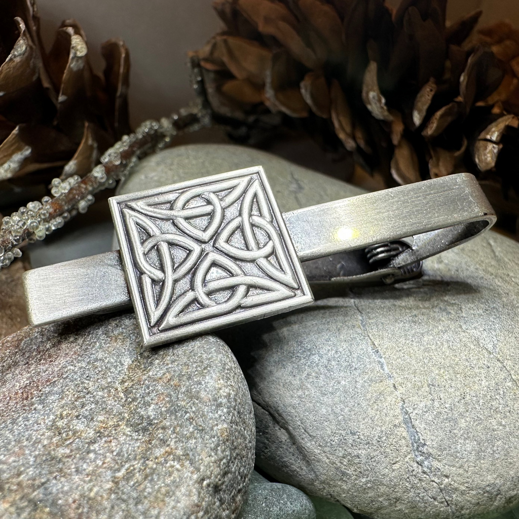 Square Trinity Knot Tie Bar