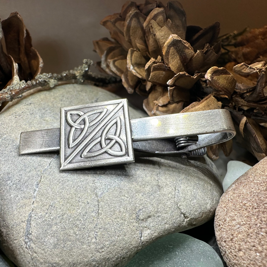 Square Trinity Knot Tie Bar