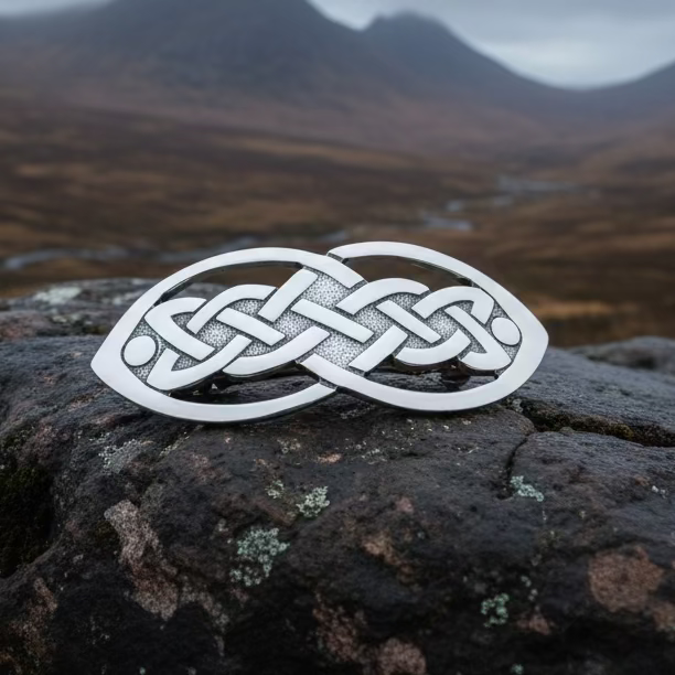 Amity Celtic Knot Hair Clip for Women