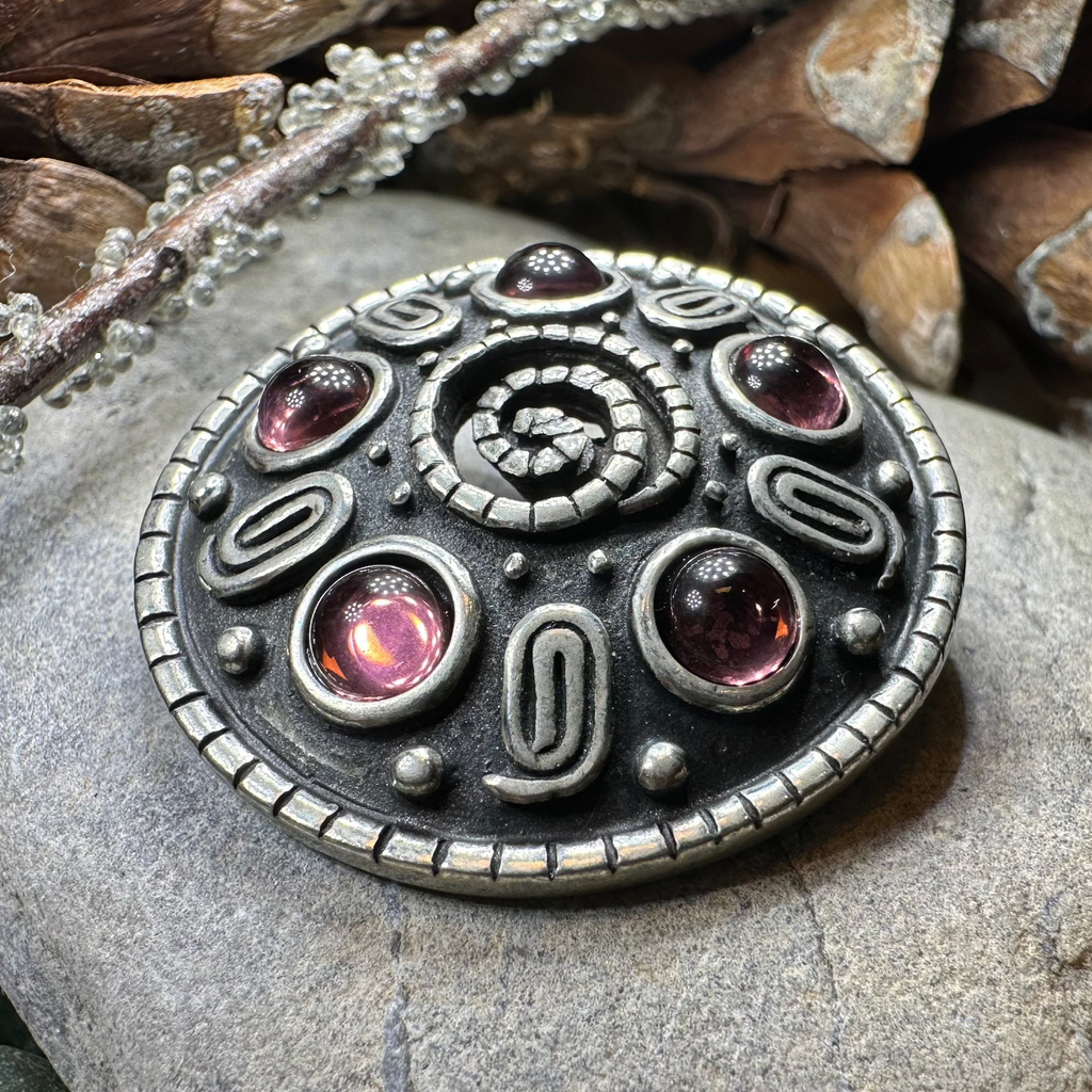 Nightfall Celtic Knot Brooch - Handmade in Scotland