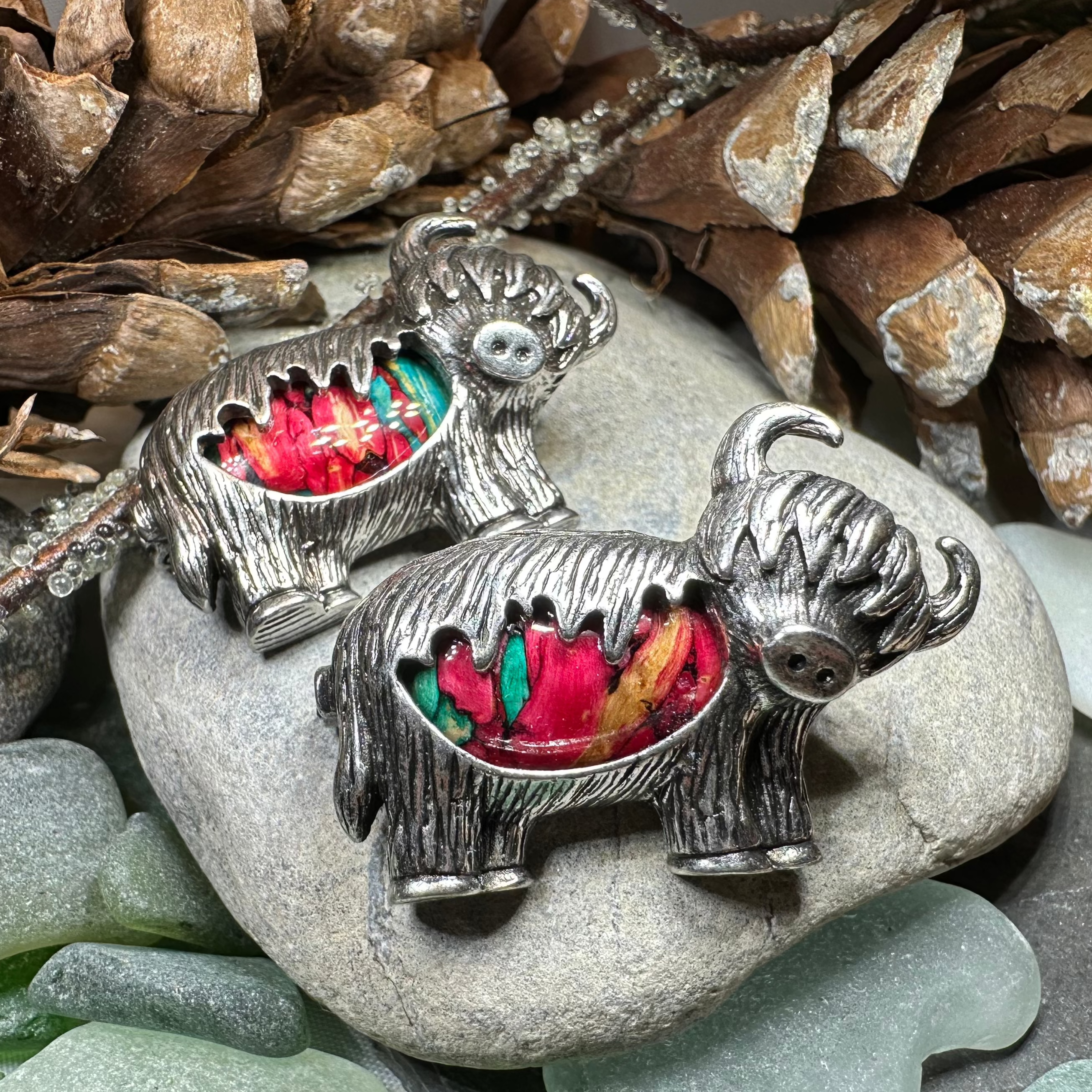 Heathergems Highland Cow Brooch - Handmade in Scotland