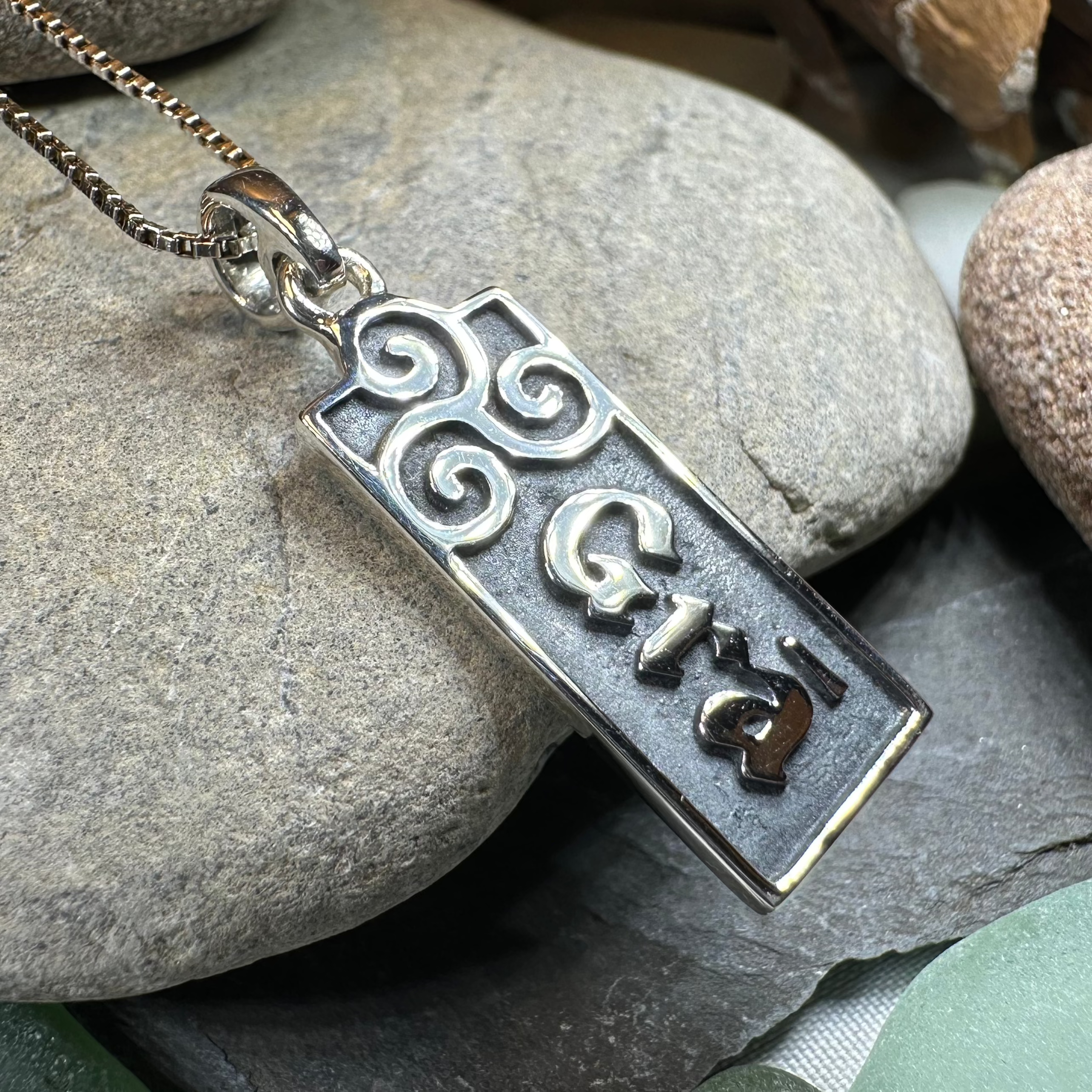 Irish Gaelic Love Grá Necklace in Sterling Silver