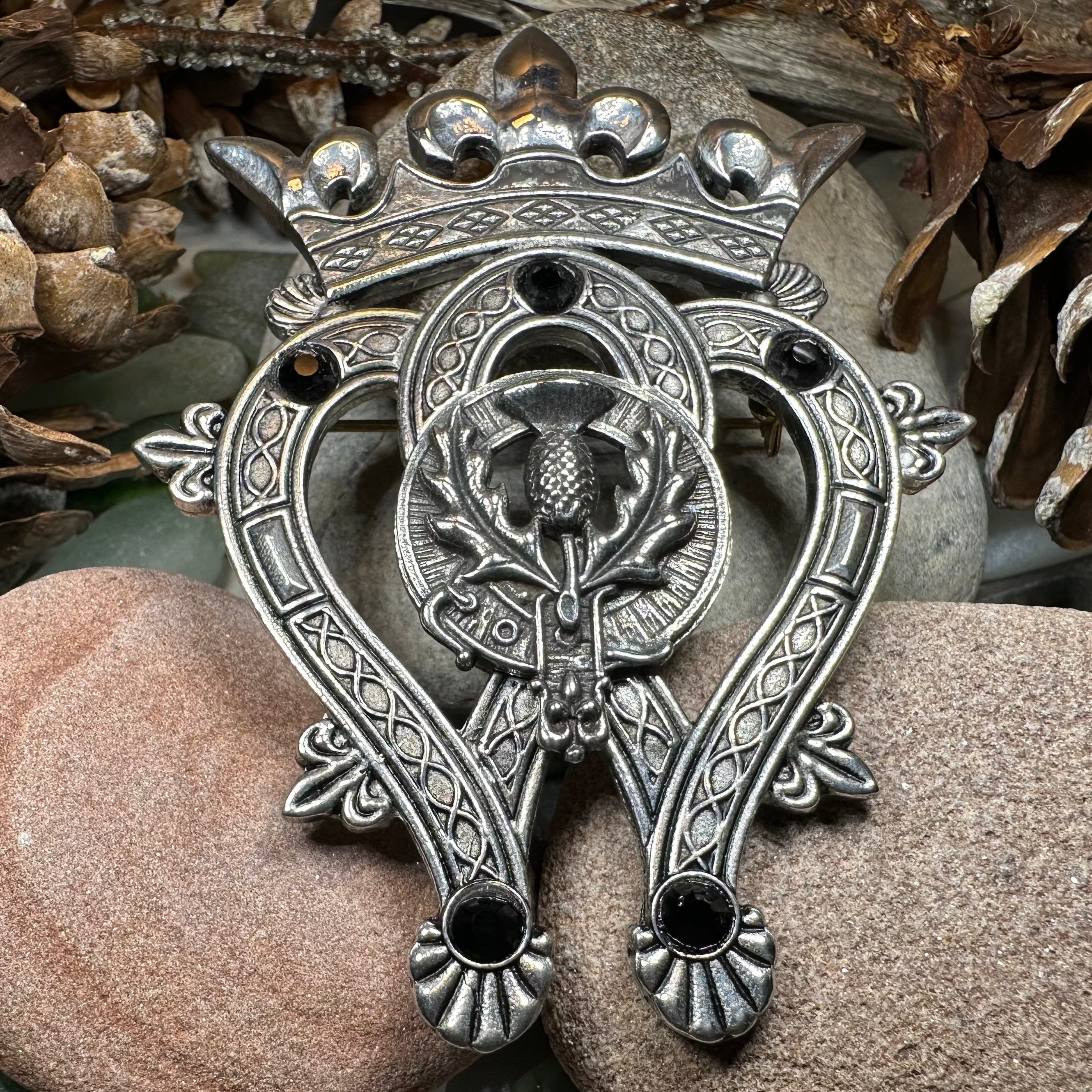 Highland Luckenbooth Plaid Pin - Handmade in Scotland