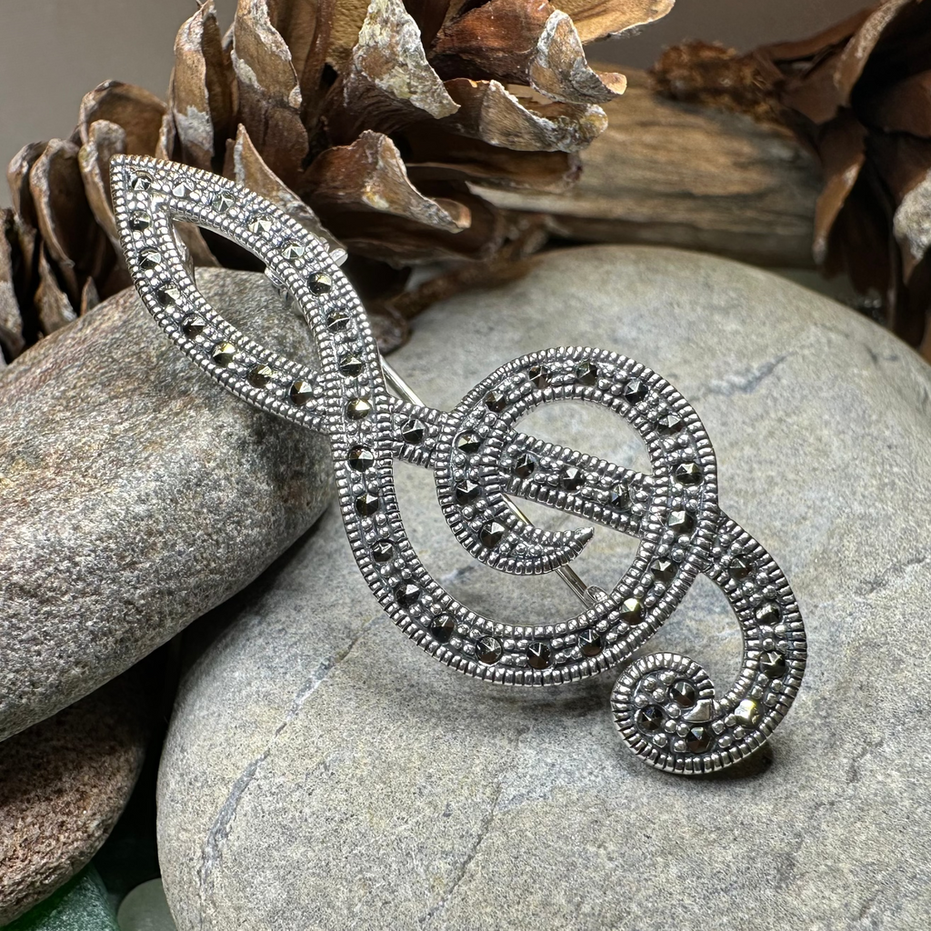 Prima Donna Music Note Brooch