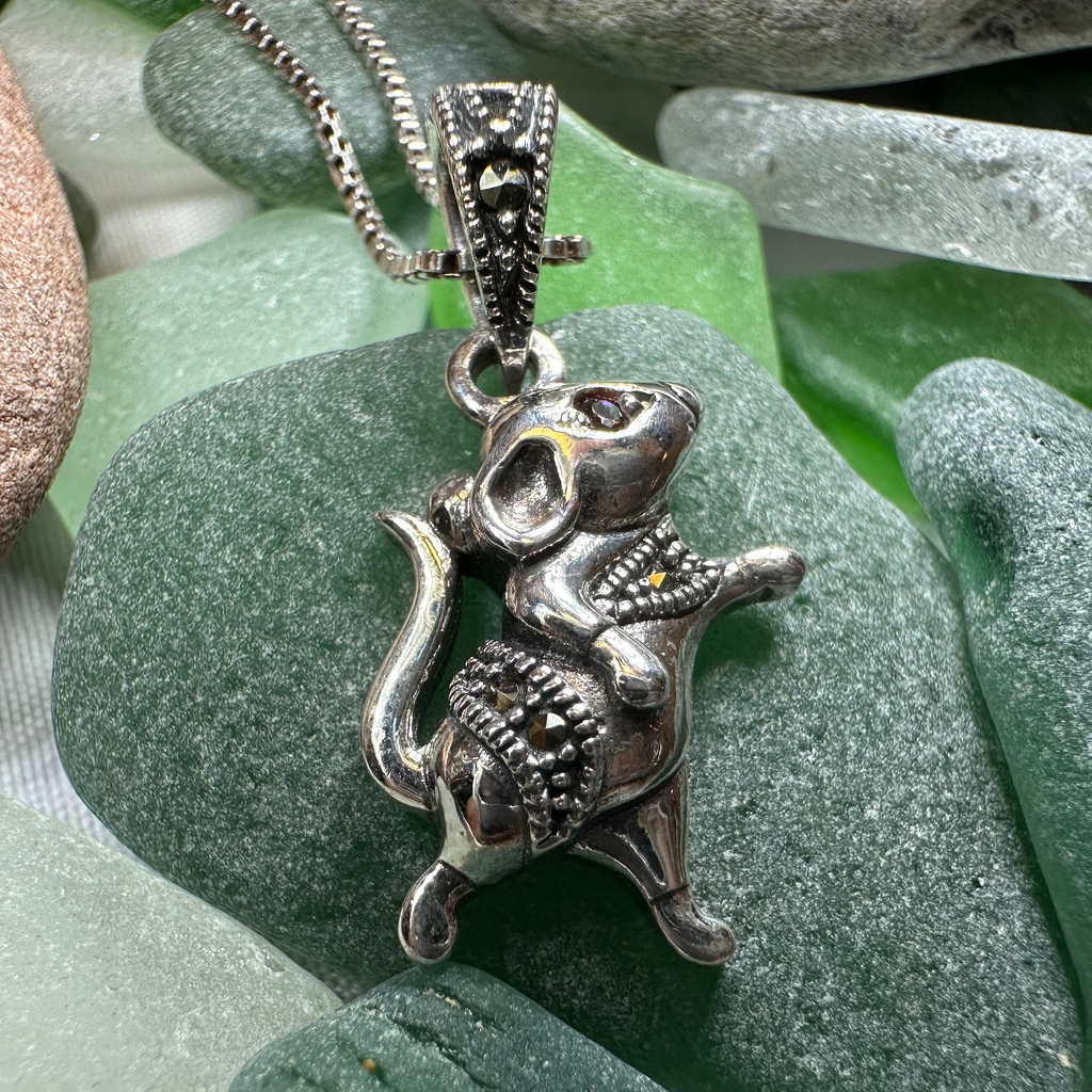 Luch Little Mouse Necklace