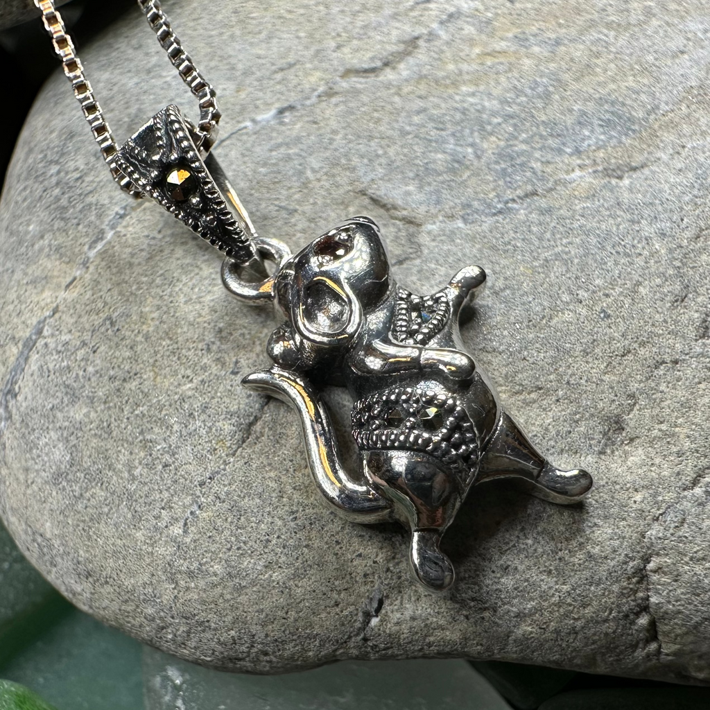 Luch Little Mouse Necklace