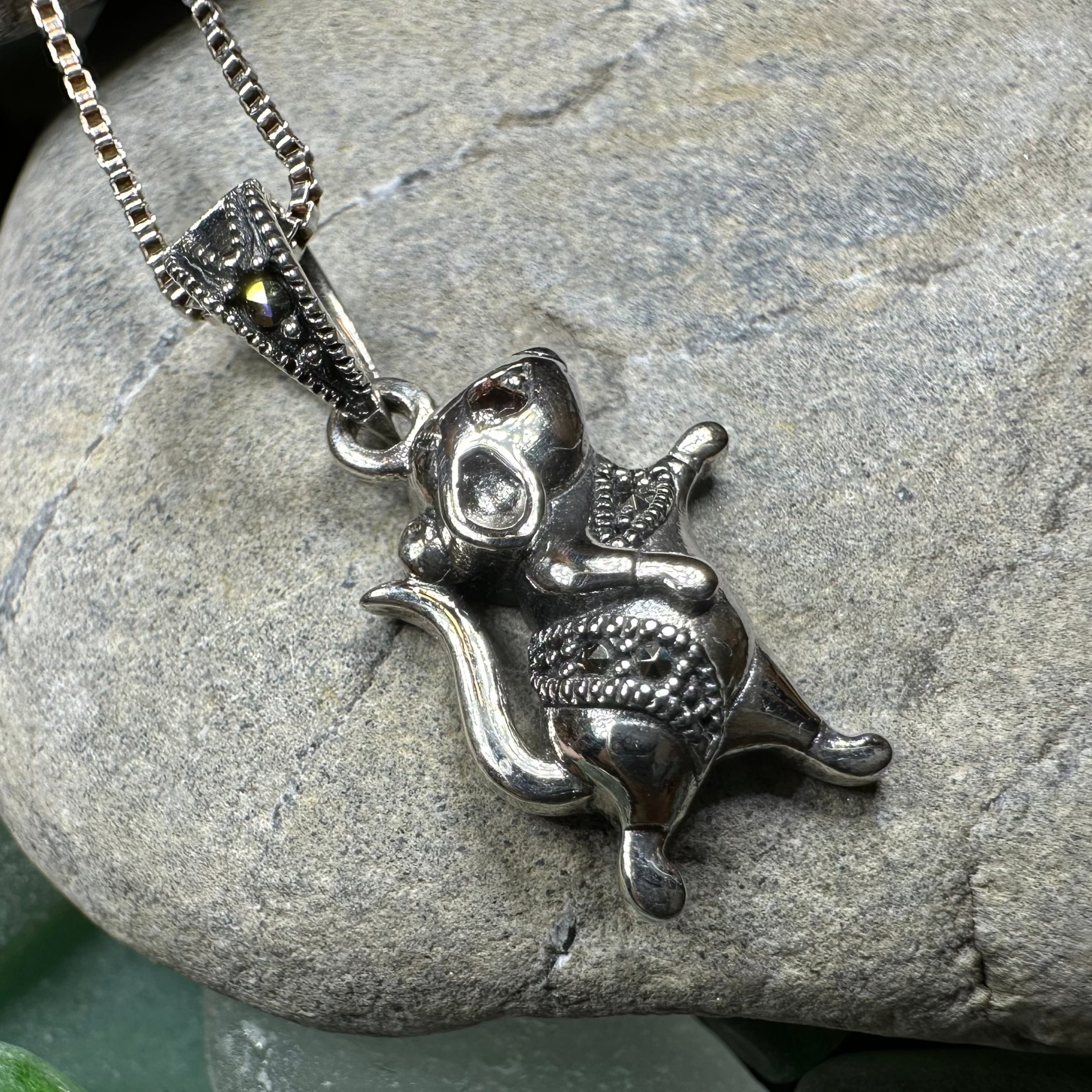 Luch Little Mouse Necklace