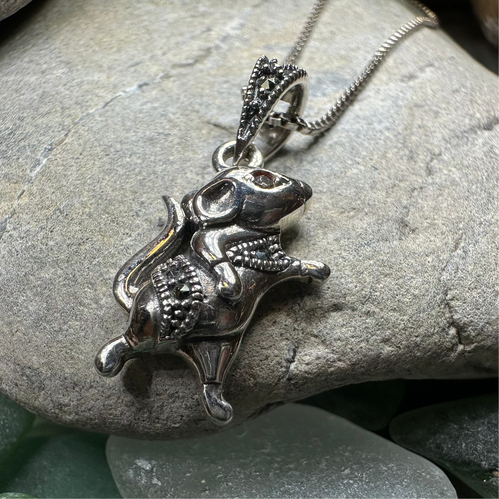 Luch Little Mouse Necklace