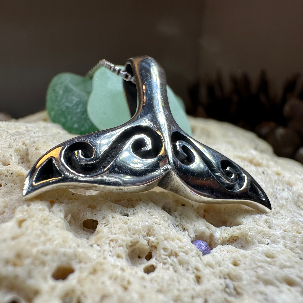Míol Mór Whale Tail Necklace