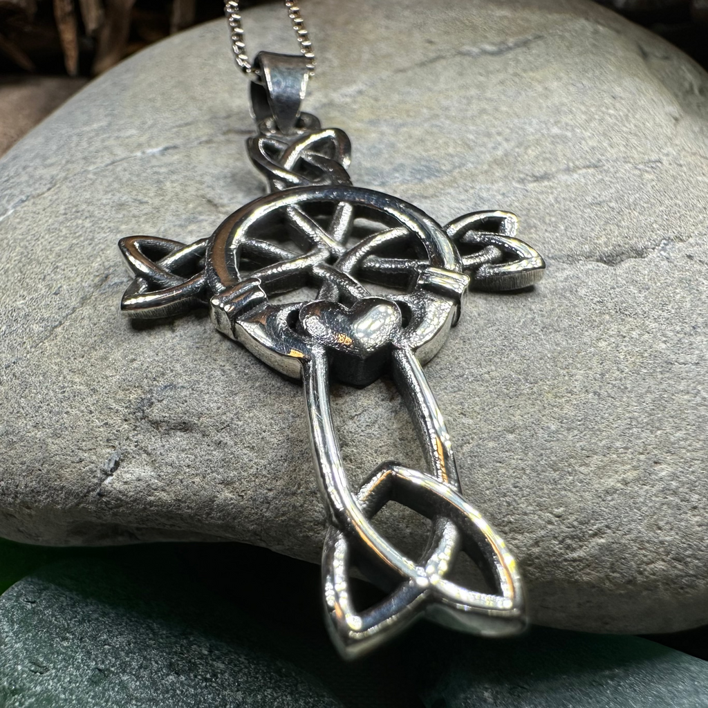 Mo Ghrá Claddagh Celtic Cross