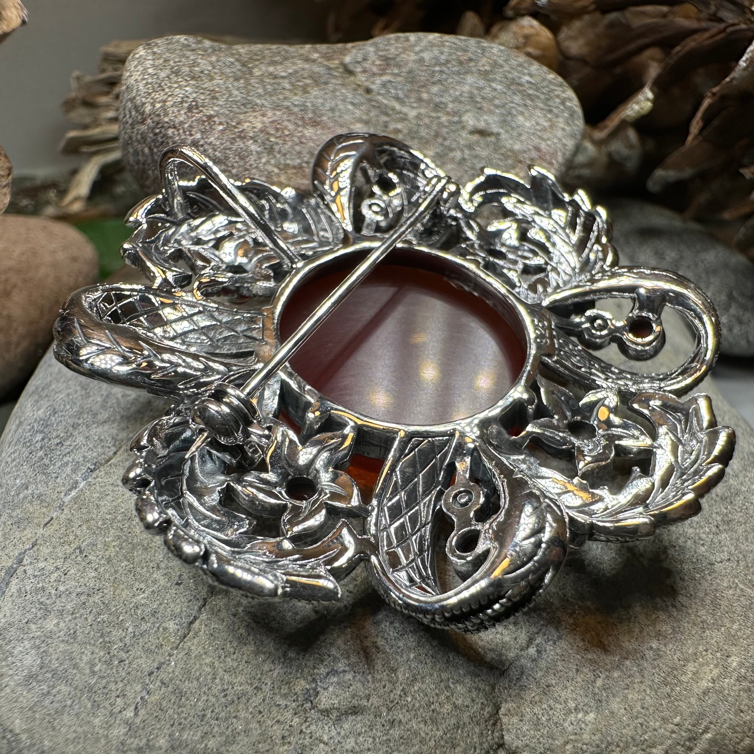 Ríona Celtic Knot Brooch