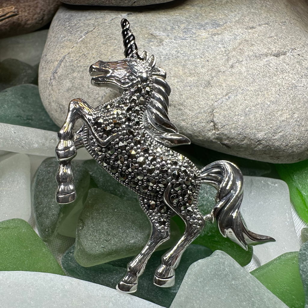 Prancing Unicorn of Scotland Pin